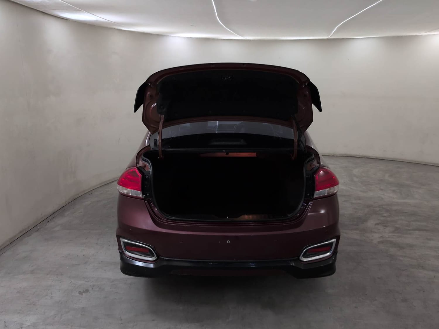 Used 2020 Maruti Suzuki Ciaz S 1.5 MT Petrol Manual interior DICKY DOOR OPEN VIEW
