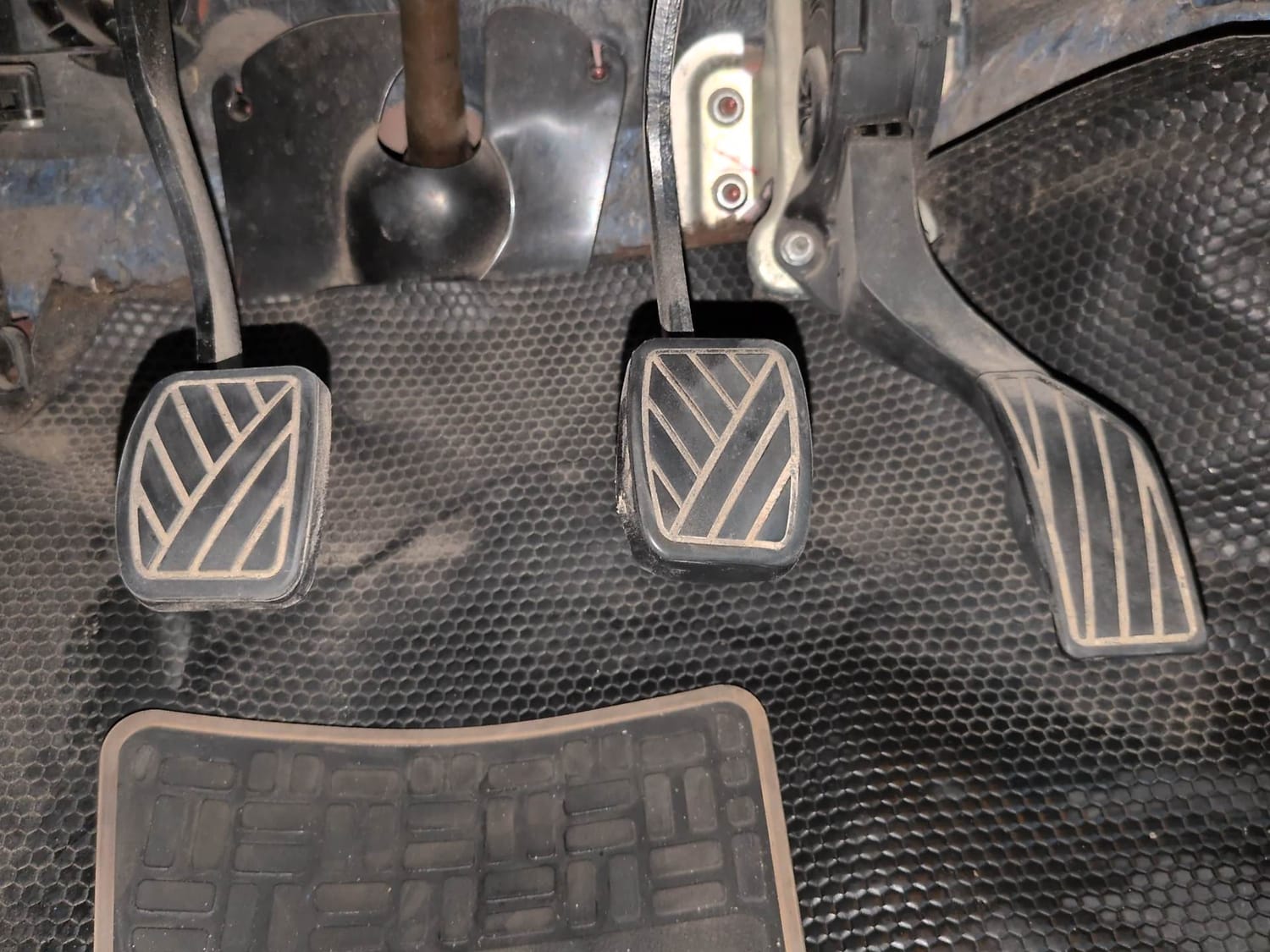 Used 2020 Maruti Suzuki Ciaz S 1.5 MT Petrol Manual interior PEDALS VIEW