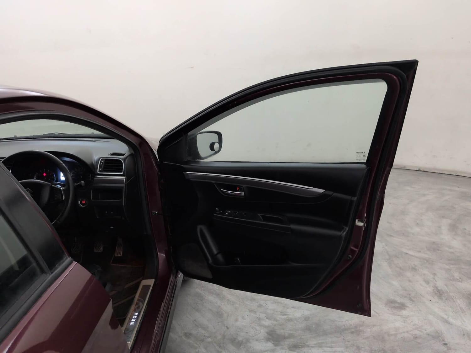 Used 2020 Maruti Suzuki Ciaz S 1.5 MT Petrol Manual interior RIGHT FRONT DOOR OPEN VIEW