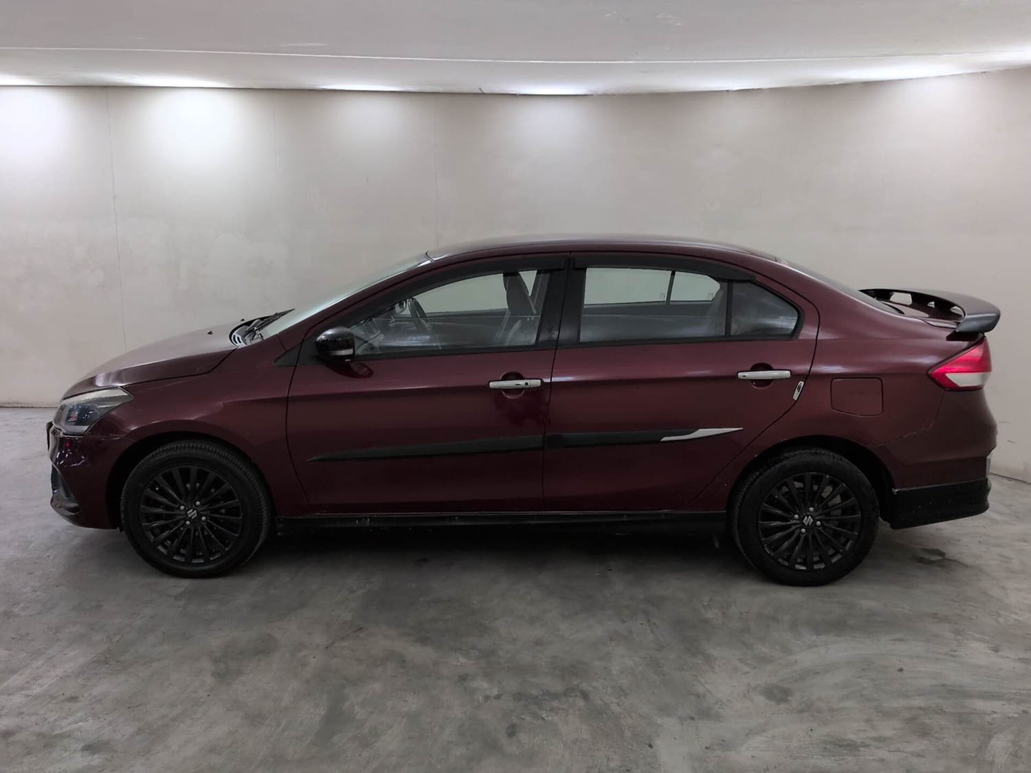 Used 2020 Maruti Suzuki Ciaz S 1.5 MT Petrol Manual exterior LEFT SIDE VIEW