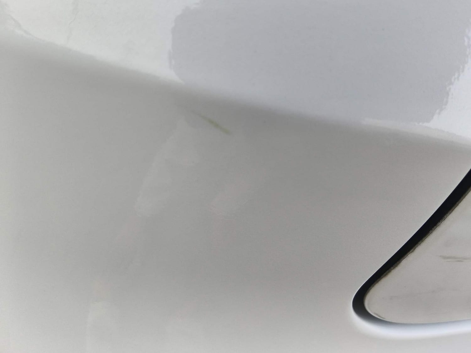 Used 2023 Mahindra XUV700 AX 5 Petrol AT 5 STR Petrol Automatic dents MINOR SCRATCH