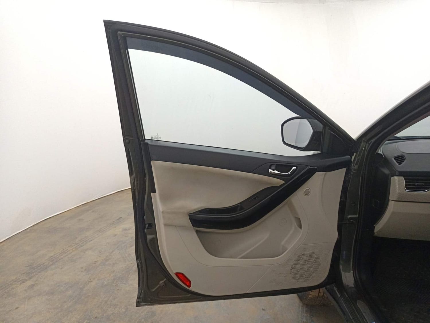 Used 2021 Tata Nexon XZ Plus Petrol Manual interior LEFT FRONT DOOR OPEN VIEW