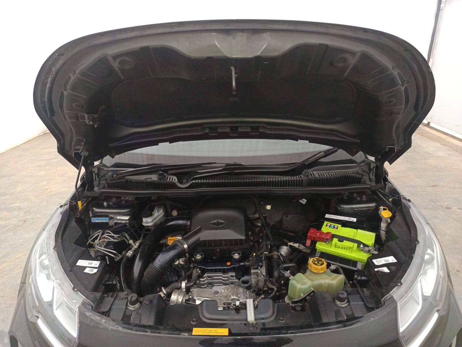 Used 2021 Tata Nexon XZ Plus Petrol Manual engine ENGINE & BONNET OPEN FRONT VIEW