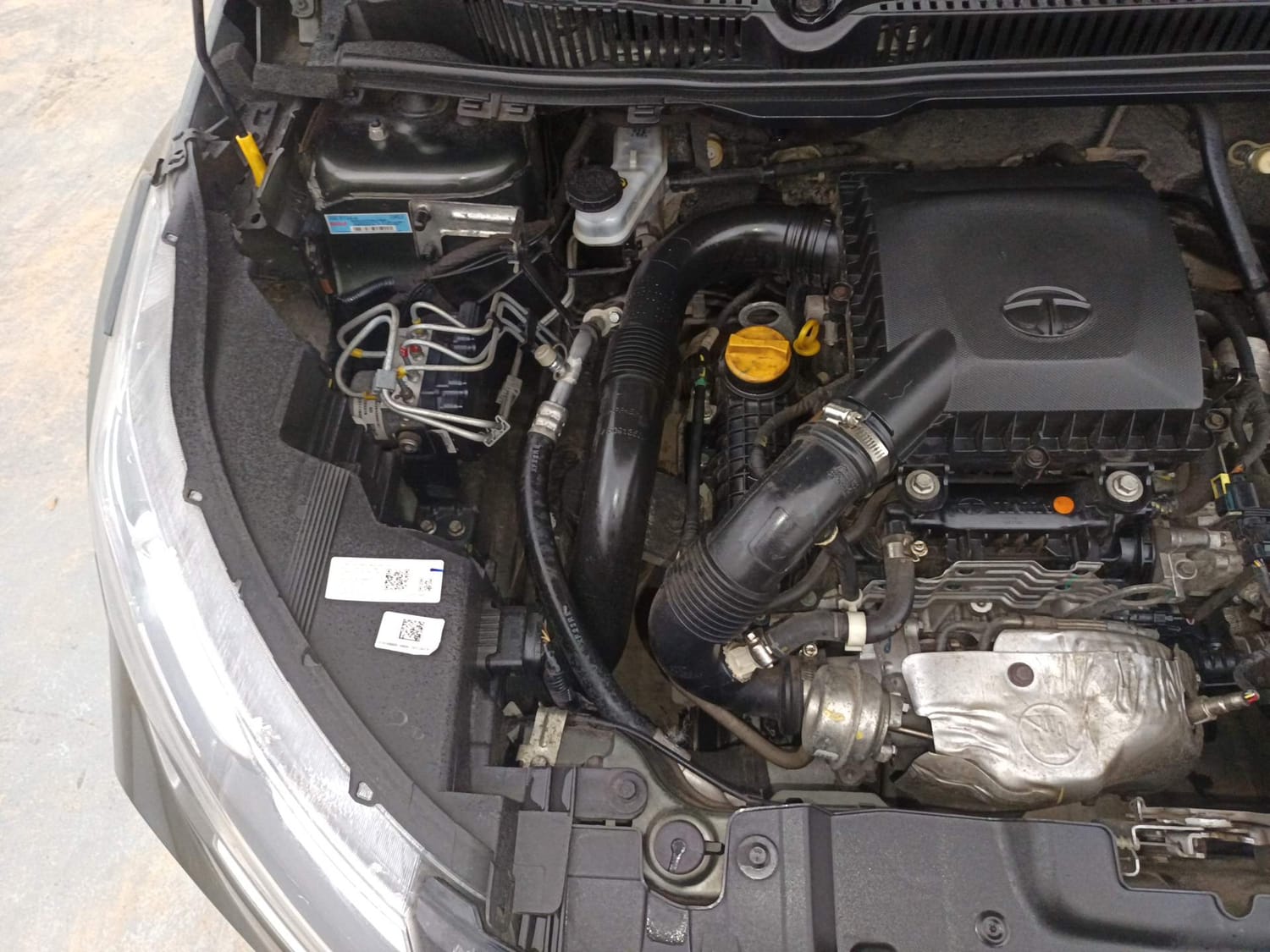 Used 2021 Tata Nexon XZ Plus Petrol Manual engine ENGINE RIGHT SIDE VIEW