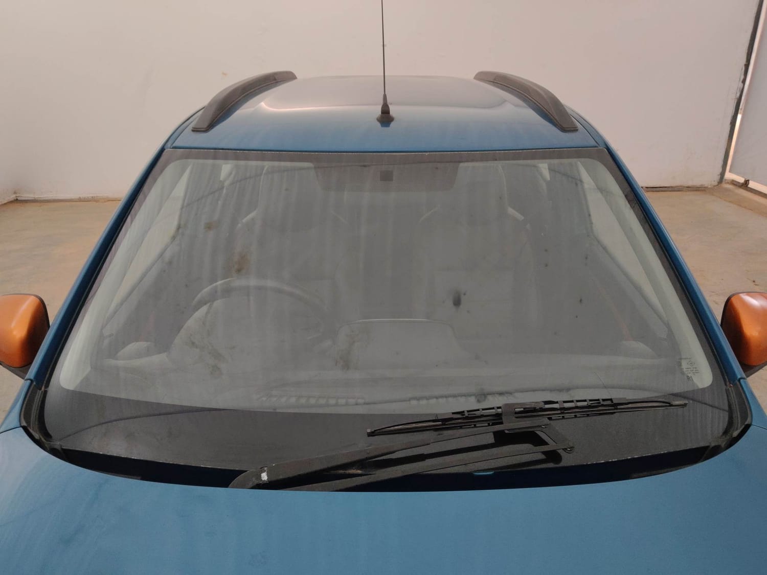 Used 2022 Renault Kwid CLIMBER 1.0 Opt Petrol Manual exterior FRONT WINDSHIELD VIEW