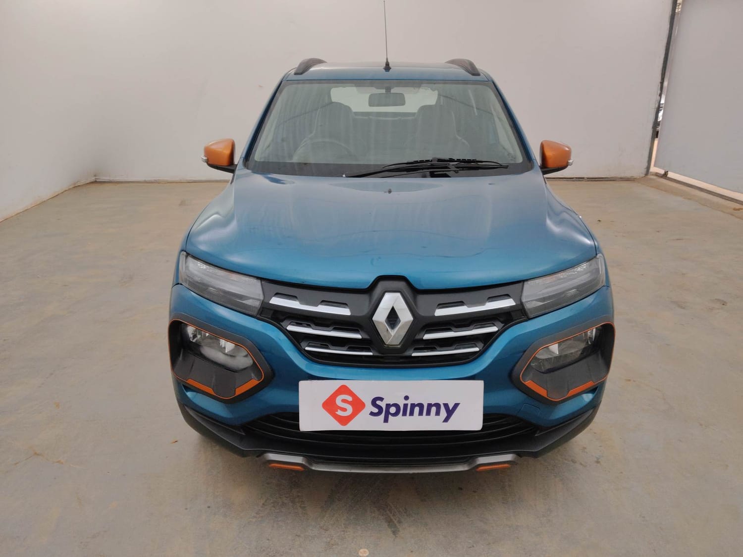 Used 2022 Renault Kwid CLIMBER 1.0 Opt Petrol Manual exterior FRONT VIEW
