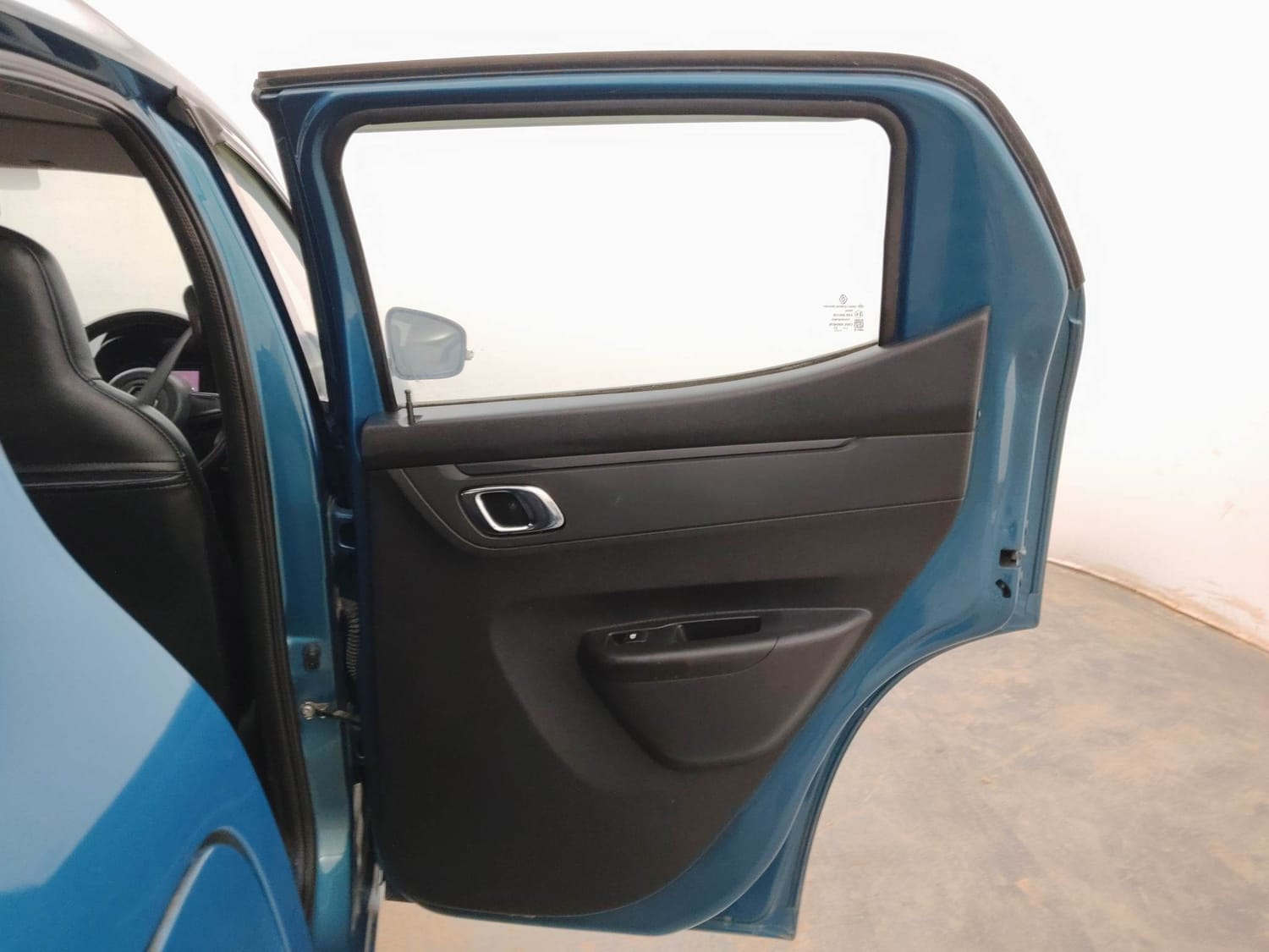 Used 2022 Renault Kwid CLIMBER 1.0 Opt Petrol Manual interior RIGHT REAR DOOR OPEN VIEW