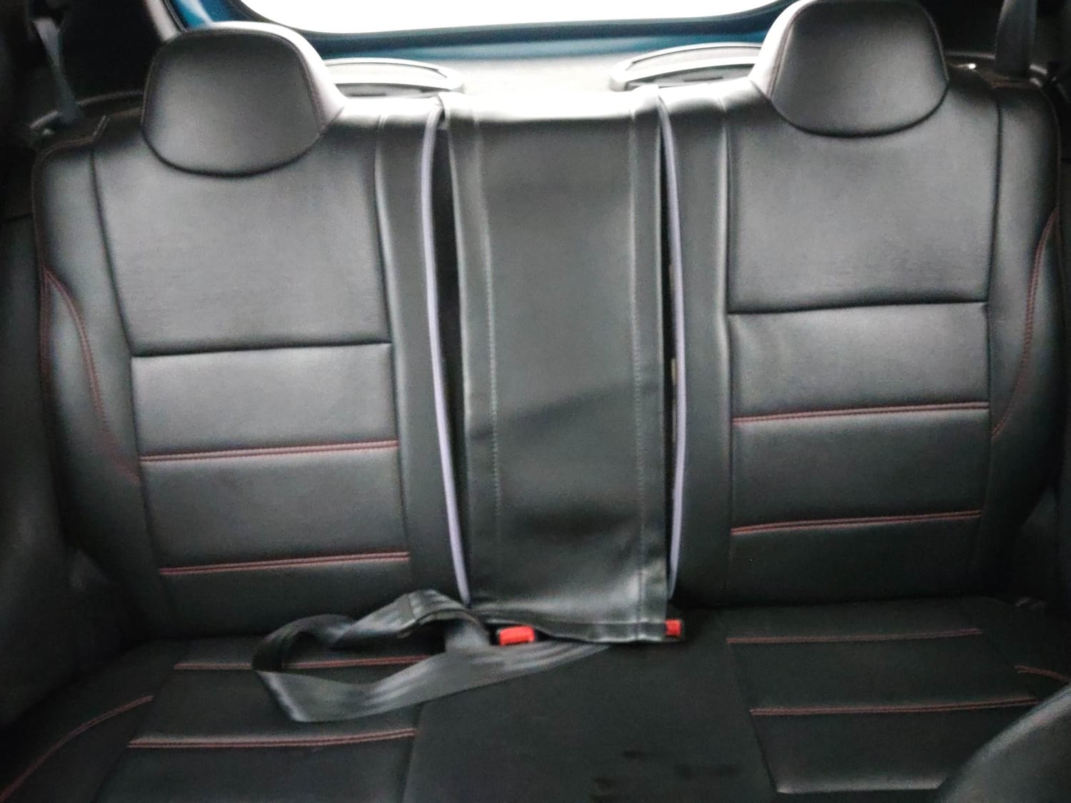 Used 2022 Renault Kwid CLIMBER 1.0 Opt Petrol Manual interior REAR SEAT CONDITION VIEW