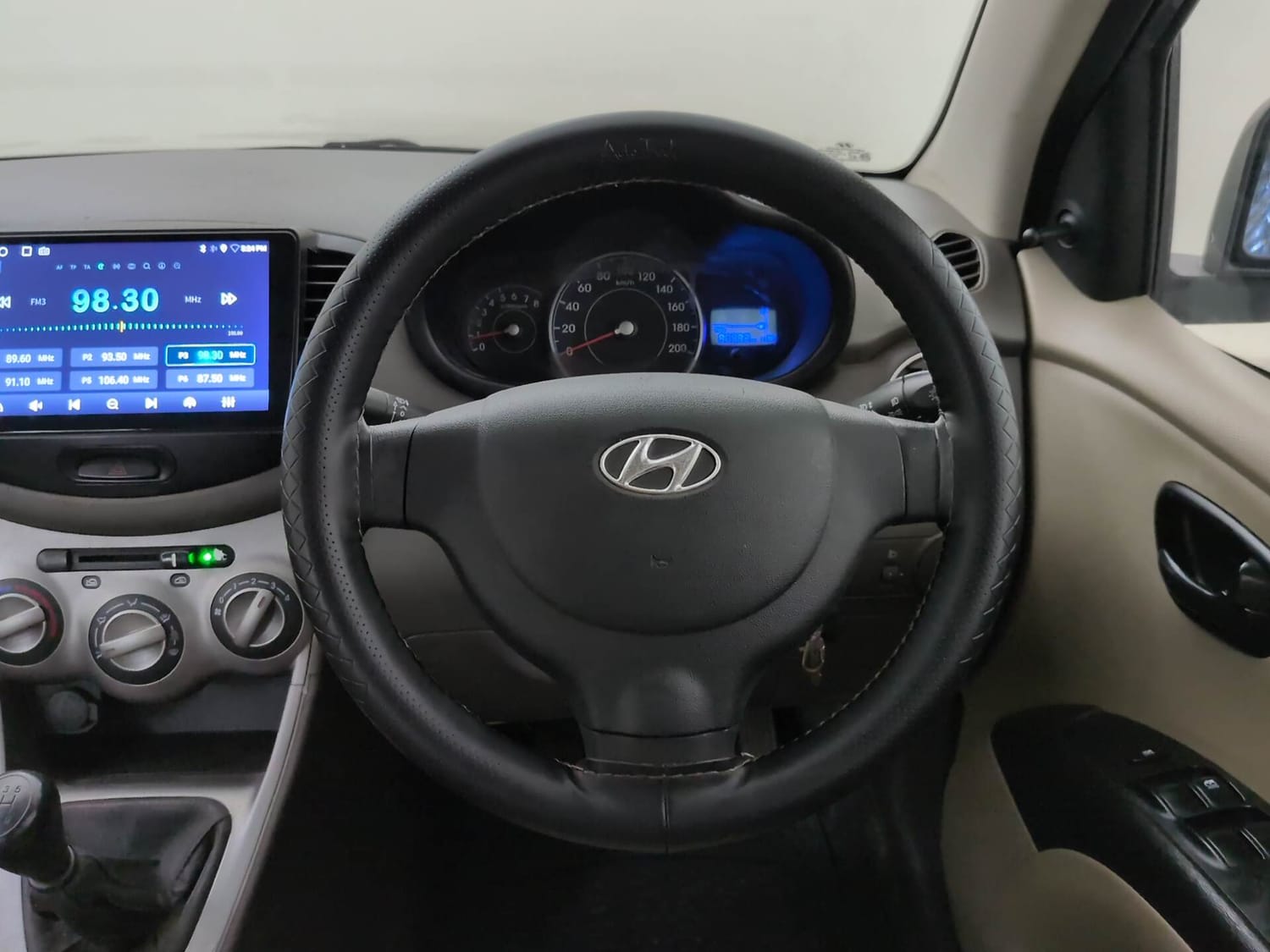 Used 2016 Hyundai i10 Magna 1.1 iRDE2 Petrol Manual interior STEERING VIEW