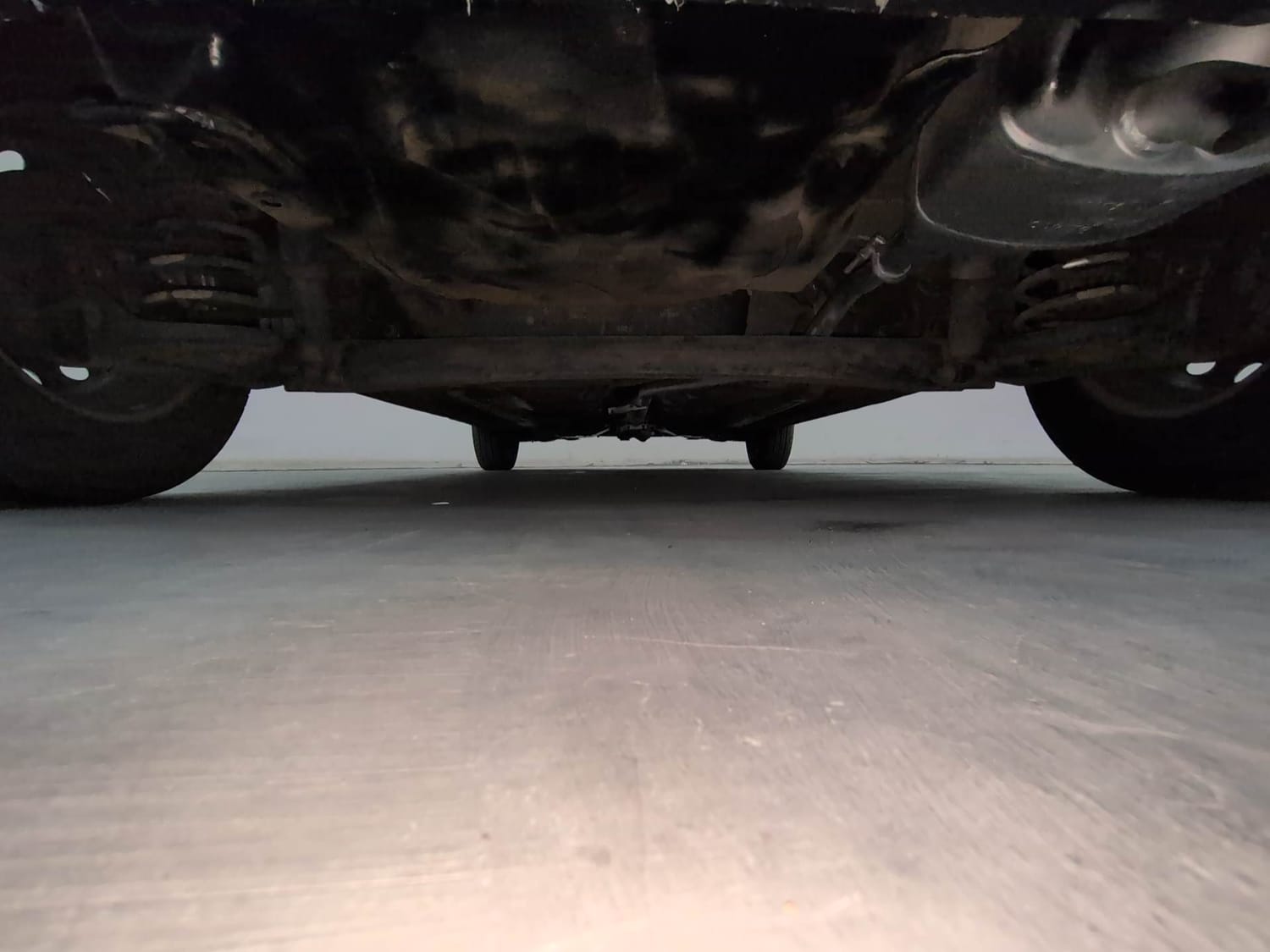 Used 2016 Hyundai i10 Magna 1.1 iRDE2 Petrol Manual extra REAR UNDERBODY VIEW (TAKEN FROM REAR)