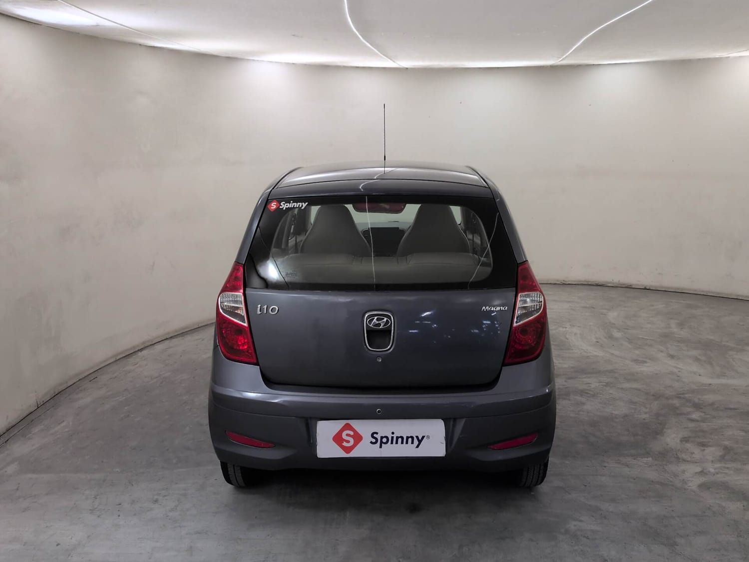 Used 2016 Hyundai i10 Magna 1.1 iRDE2 Petrol Manual exterior BACK VIEW