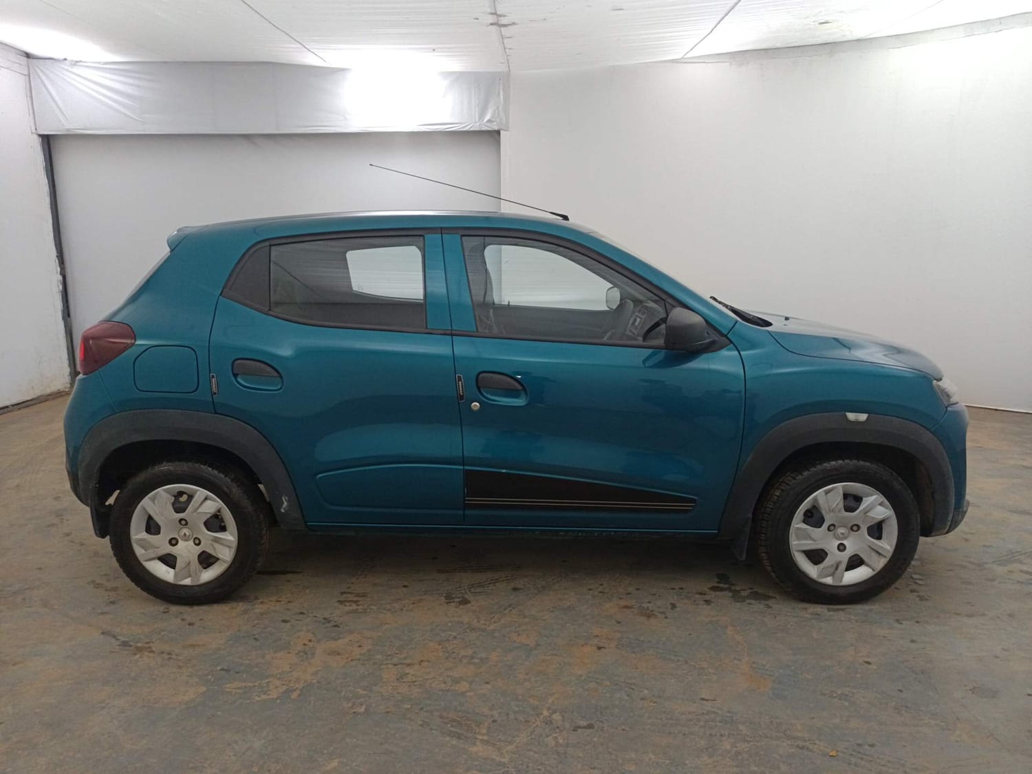 Used 2023 Renault Kwid RXL (O) 1.0 Petrol Manual exterior RIGHT SIDE VIEW