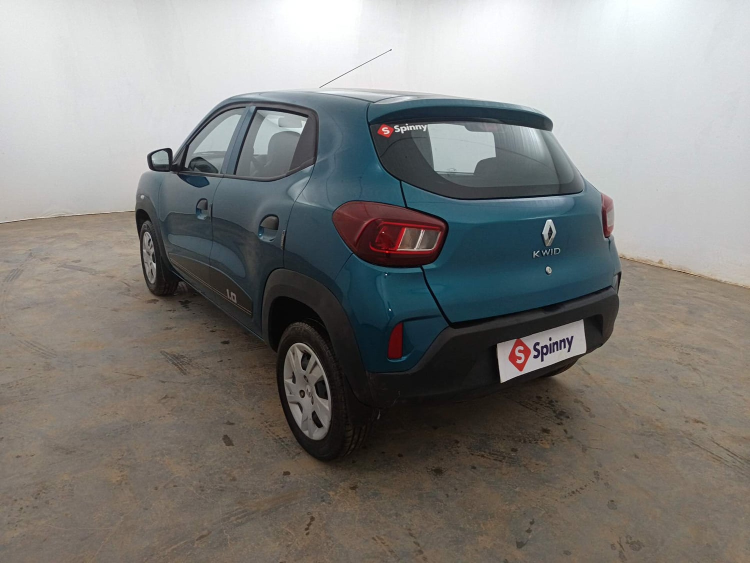 Used 2023 Renault Kwid RXL (O) 1.0 Petrol Manual exterior LEFT REAR CORNER VIEW