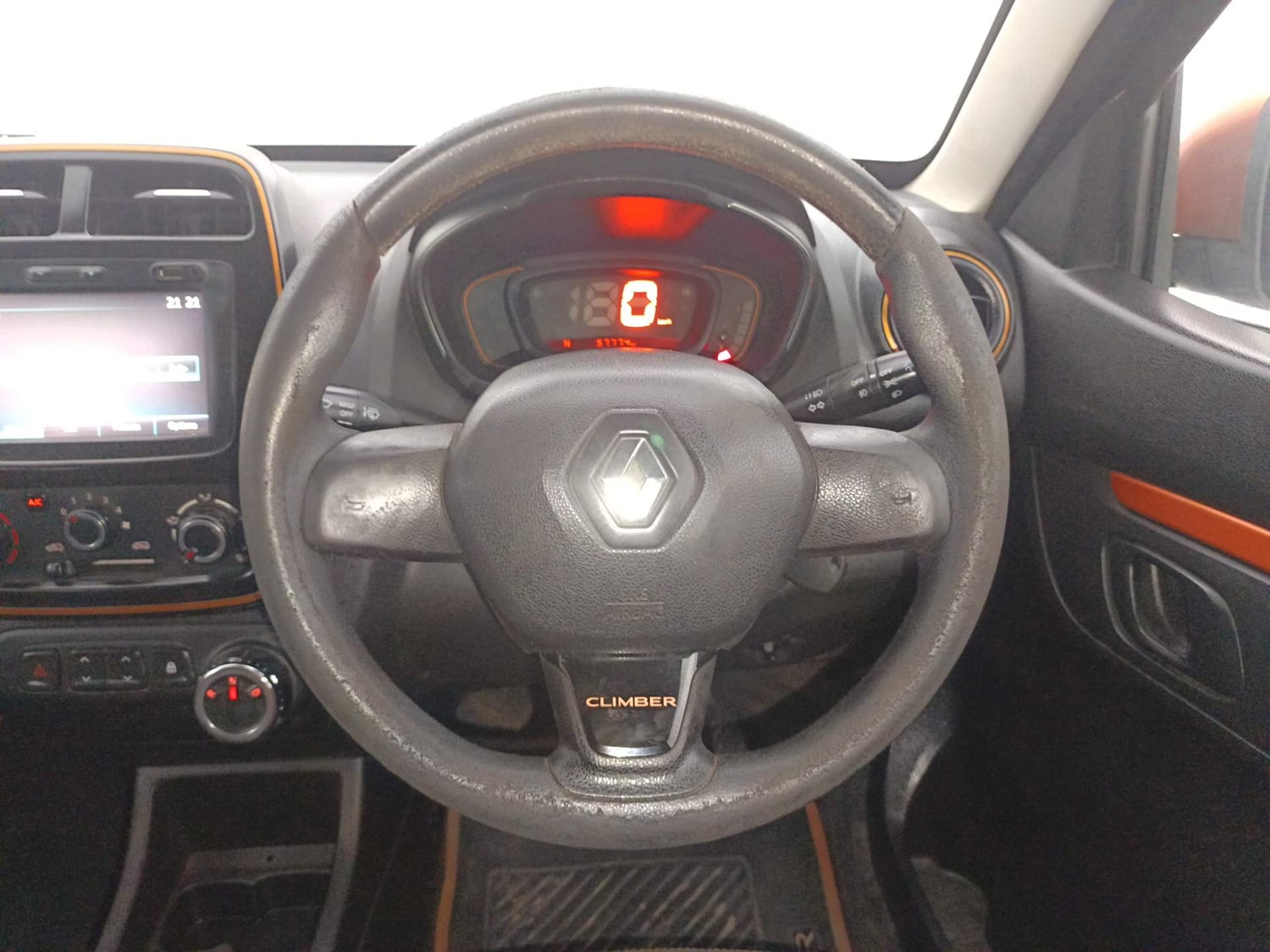 Used 2018 Renault Kwid CLIMBER 1.0 AMT Petrol Automatic interior STEERING VIEW