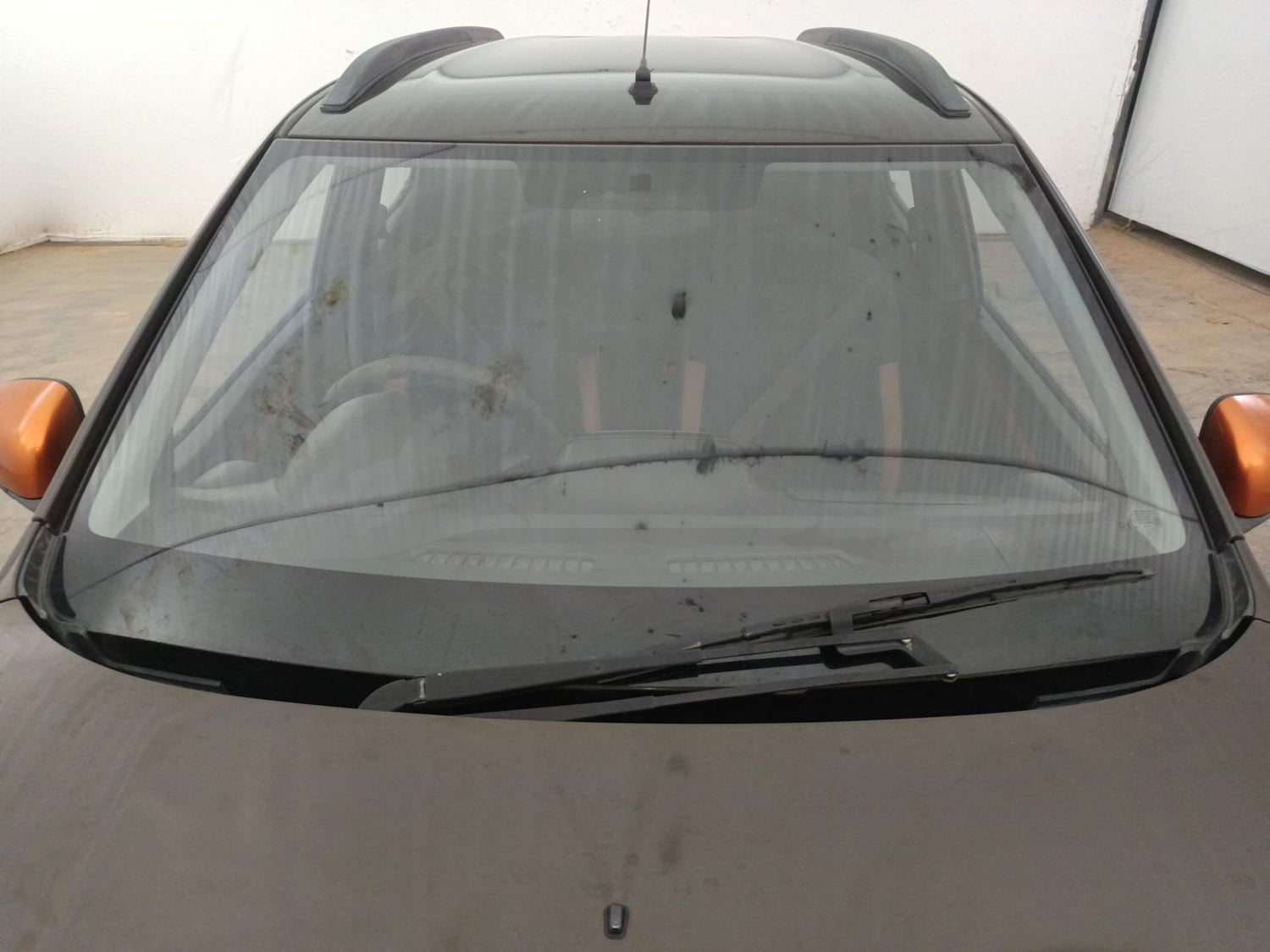 Used 2018 Renault Kwid CLIMBER 1.0 AMT Petrol Automatic exterior FRONT WINDSHIELD VIEW