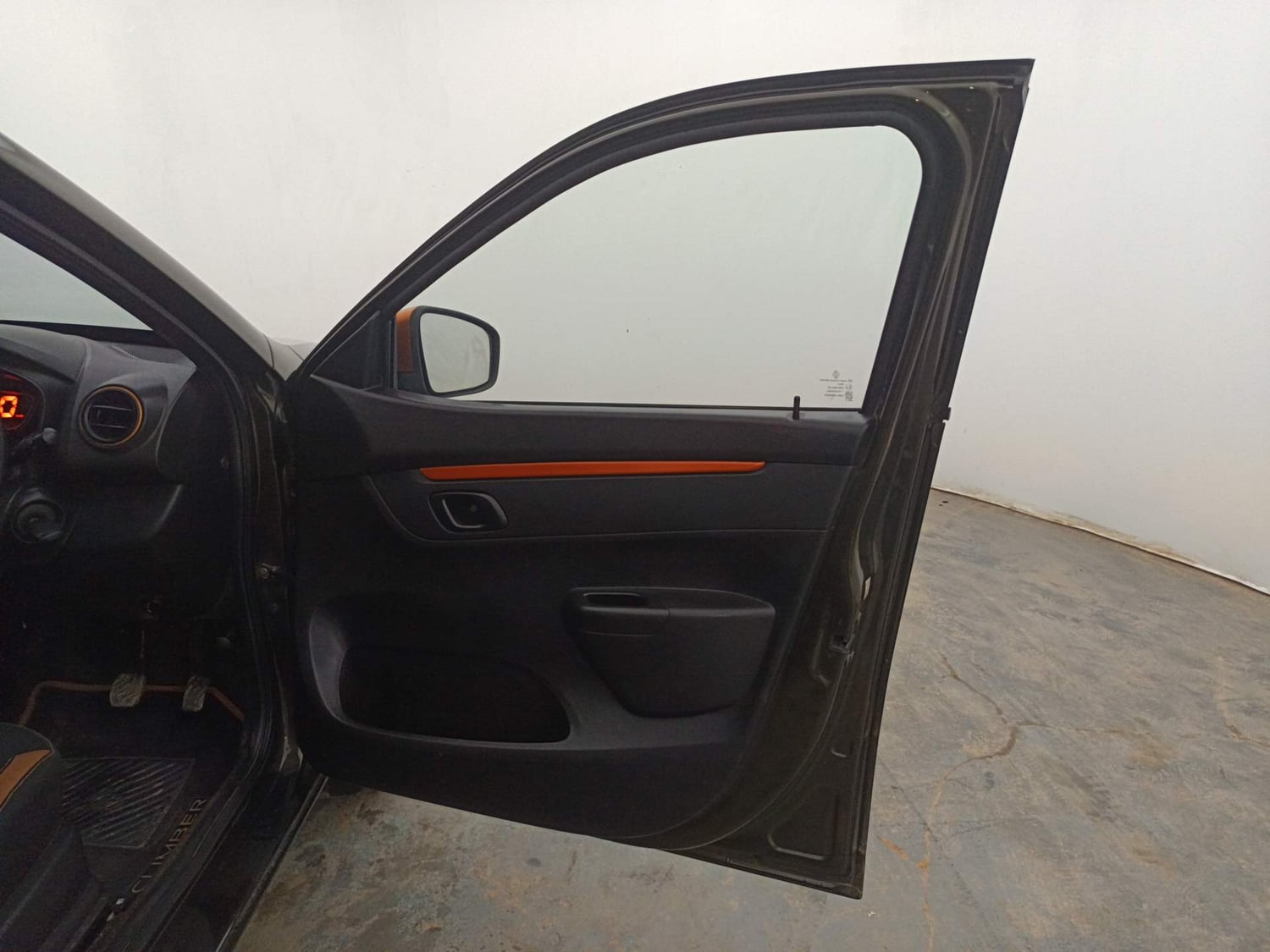 Used 2018 Renault Kwid CLIMBER 1.0 AMT Petrol Automatic interior RIGHT FRONT DOOR OPEN VIEW