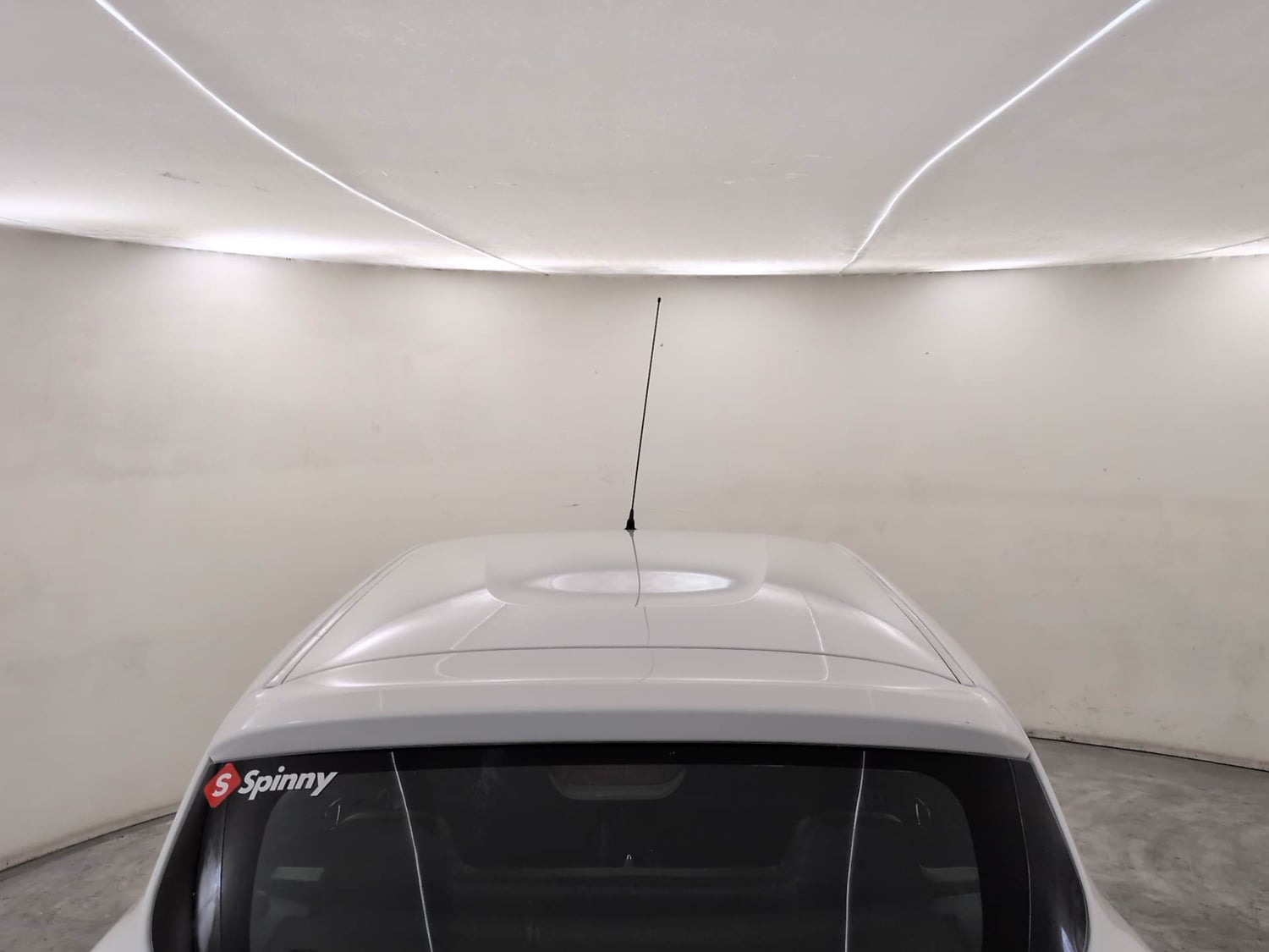 Used 2018 Renault Kwid RXT (O) 1.0 SCE Edition Petrol Manual exterior EXTERIOR ROOF VIEW