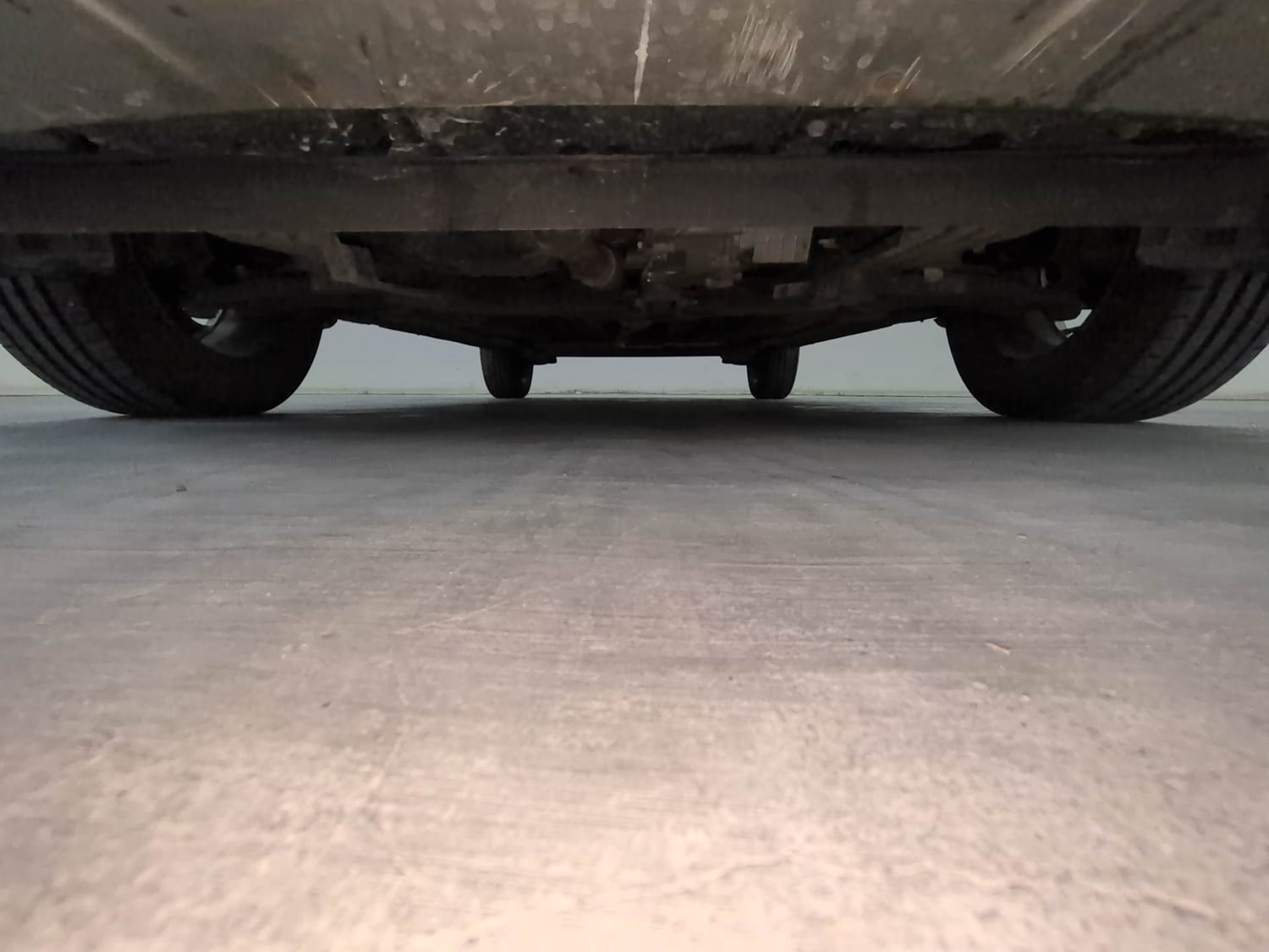 Used 2023 Tata Punch Creative Dual Tone AMT Petrol Automatic extra FRONT LEFT UNDERBODY VIEW