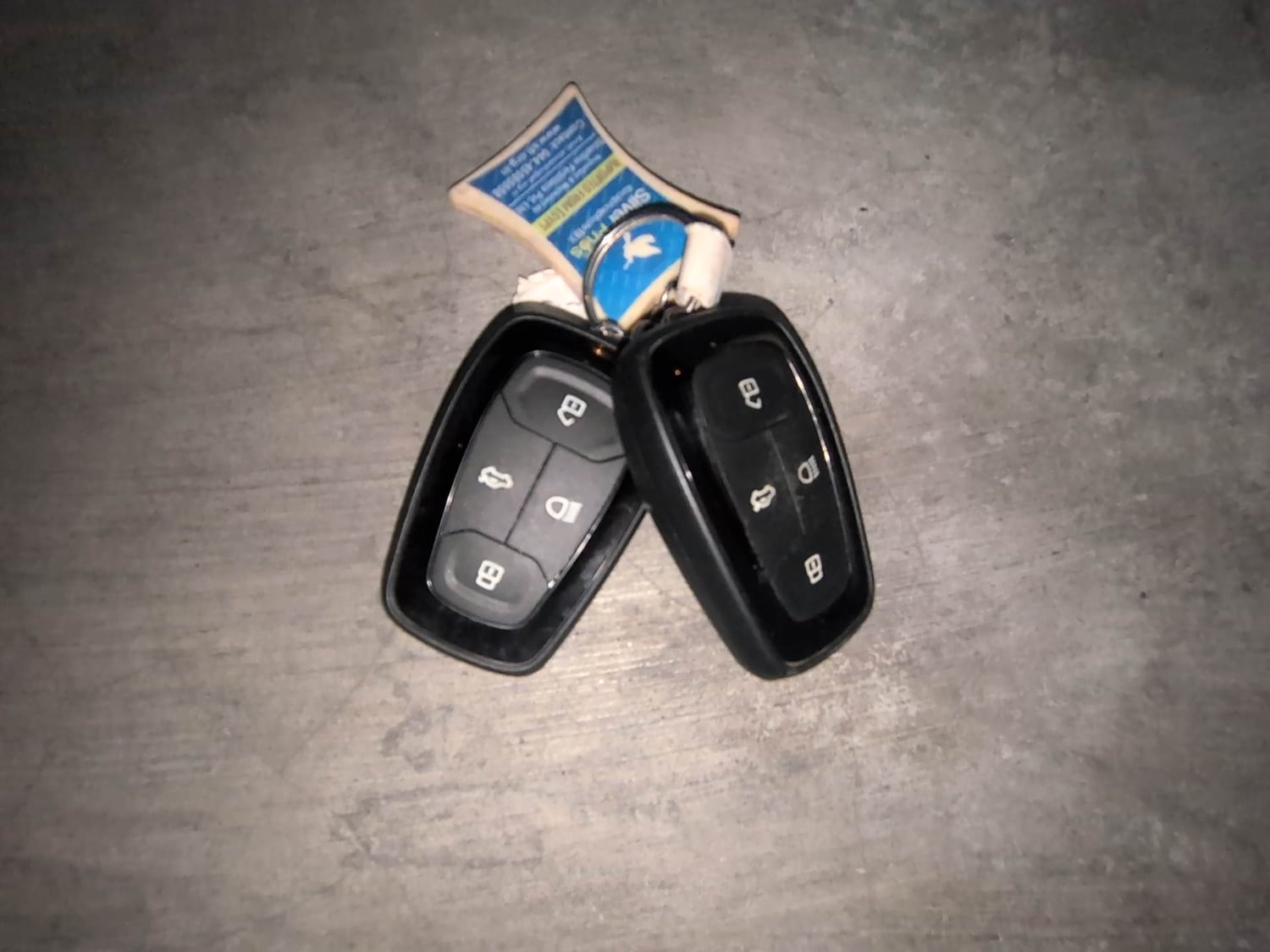 Used 2023 Tata Punch Creative Dual Tone AMT Petrol Automatic extra CAR KEY VIEW