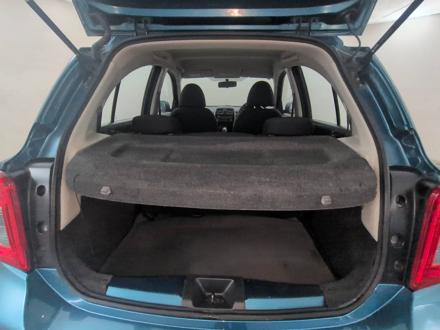 Used 2016 Nissan Micra XV CVT Petrol Automatic interior DICKY INSIDE VIEW