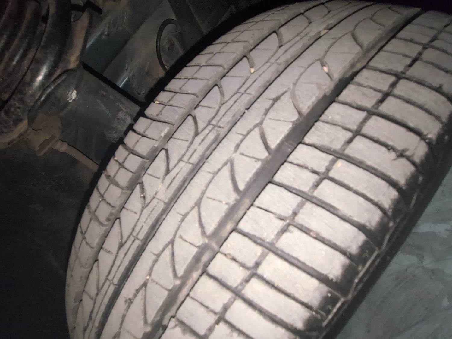 Used 2016 Nissan Micra XV CVT Petrol Automatic tyres RIGHT FRONT TYRE TREAD VIEW