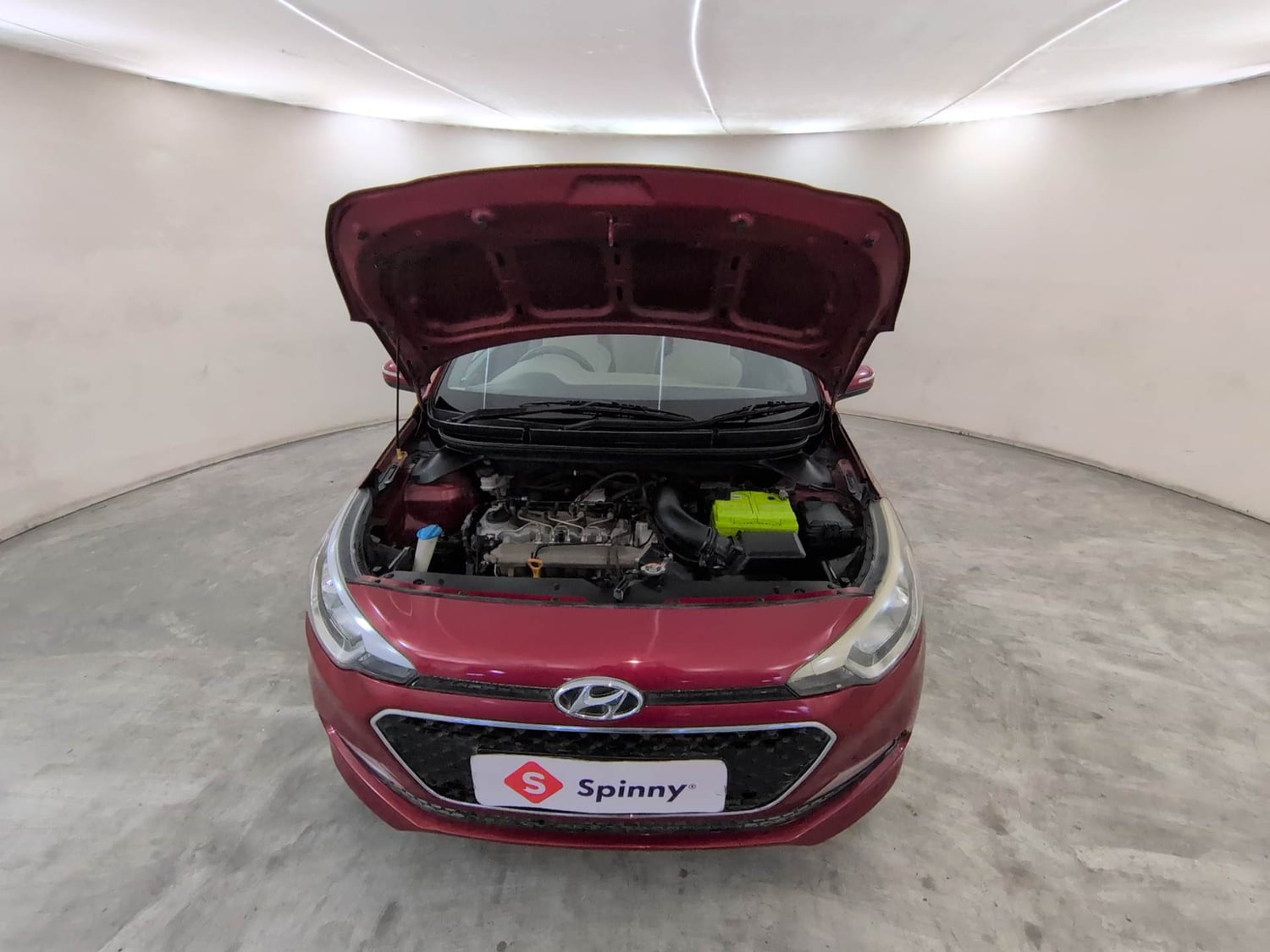 Used 2015 Hyundai Elite i20 Sportz 1.4 (O) Diesel Manual engine ENGINE & BONNET OPEN FRONT VIEW