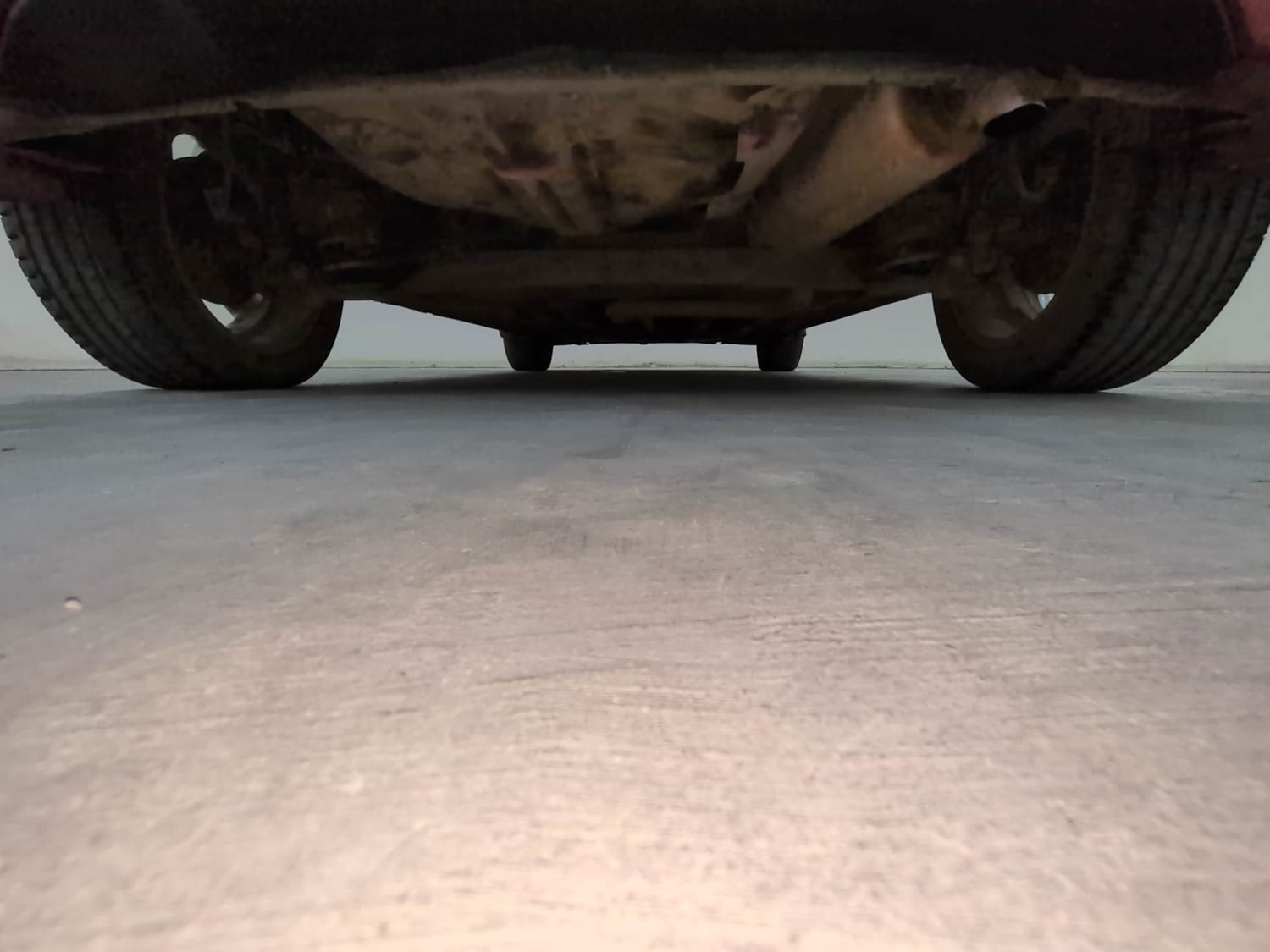 Used 2015 Hyundai Elite i20 Sportz 1.4 (O) Diesel Manual extra REAR UNDERBODY VIEW (TAKEN FROM REAR)