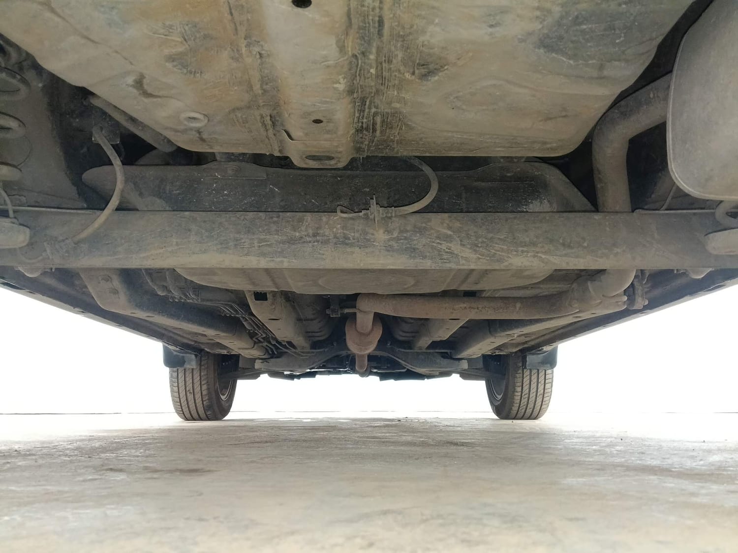 Used 2021 Tata Nexon XZ Plus (S) Dual Tone Petrol Manual extra REAR UNDERBODY VIEW (TAKEN FROM REAR)