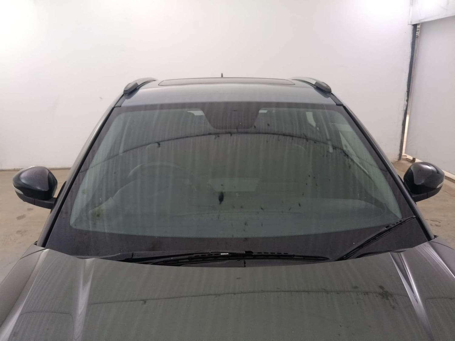 Used 2021 Tata Nexon XZ Plus (S) Dual Tone Petrol Manual exterior FRONT WINDSHIELD VIEW