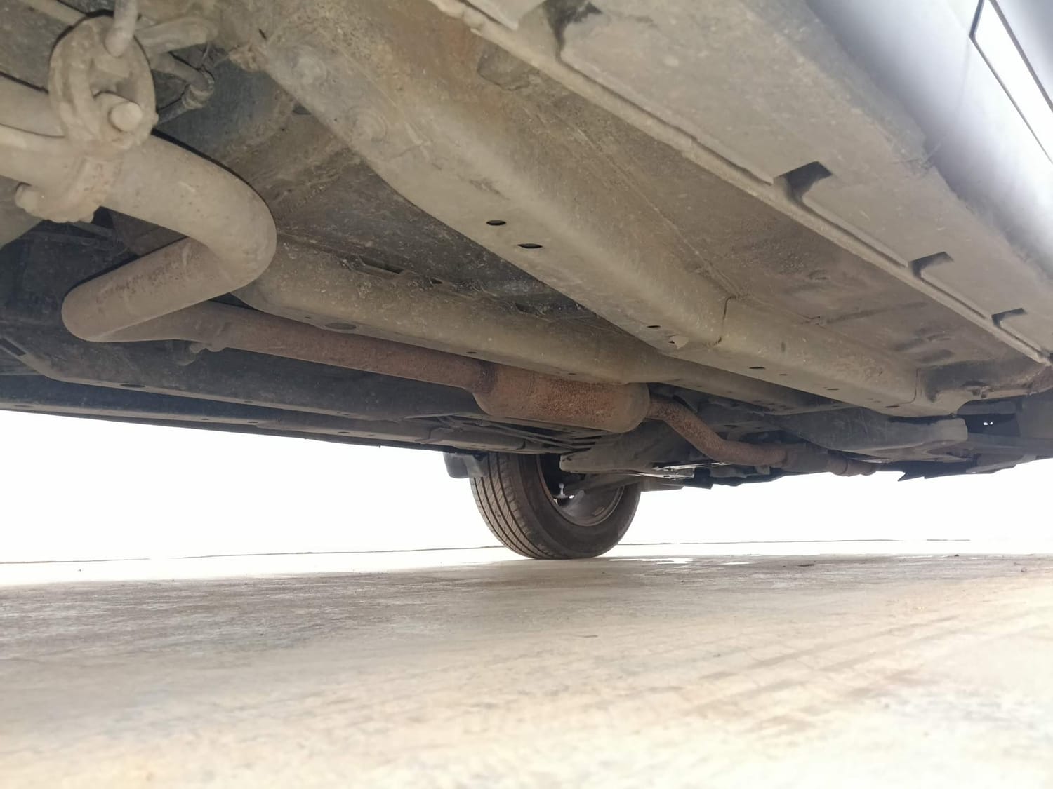 Used 2021 Tata Nexon XZ Plus (S) Dual Tone Petrol Manual extra REAR RIGHT UNDERBODY VIEW