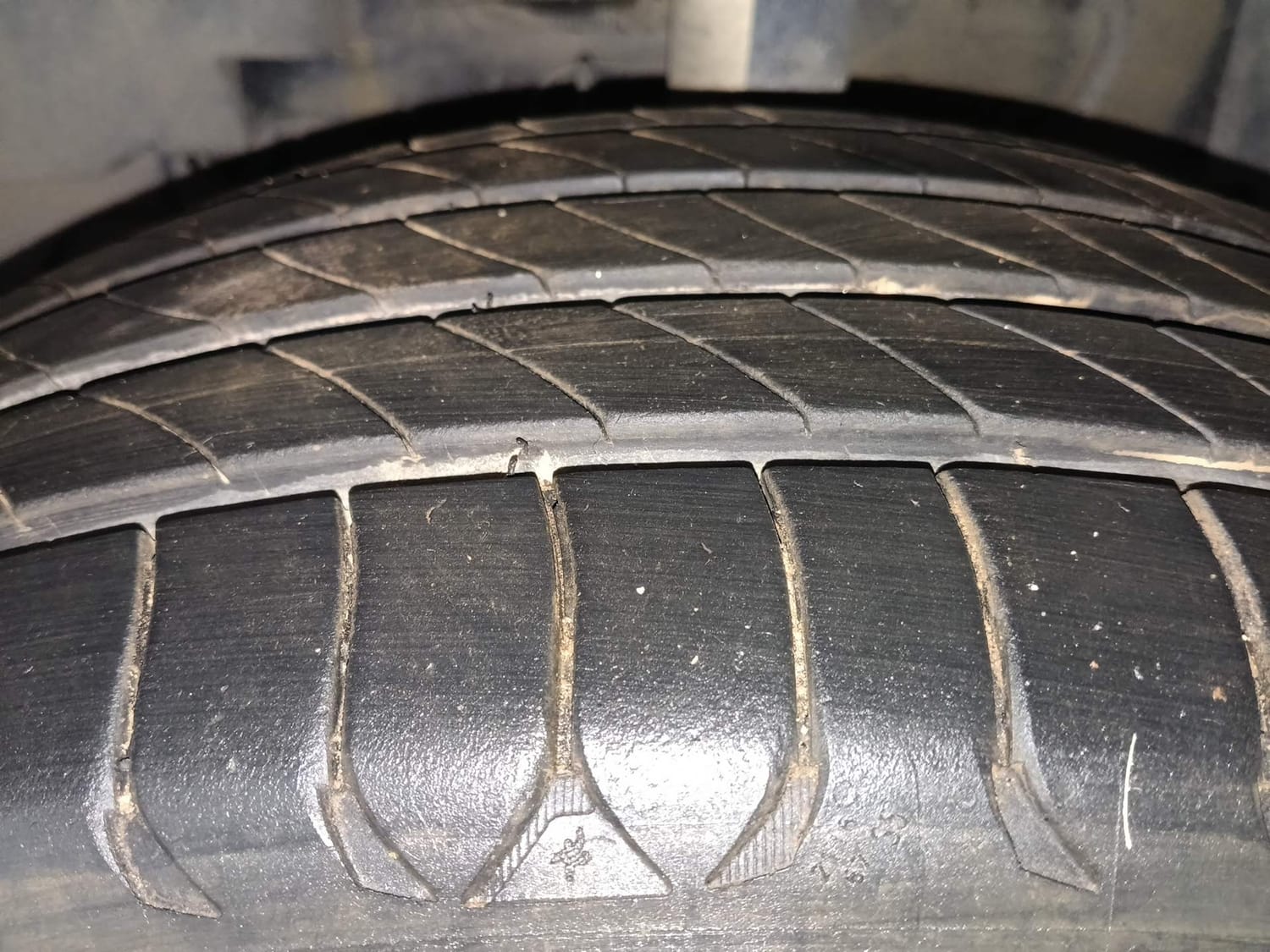 Used 2021 Tata Nexon XZ Plus (S) Dual Tone Petrol Manual tyres LEFT FRONT TYRE TREAD VIEW