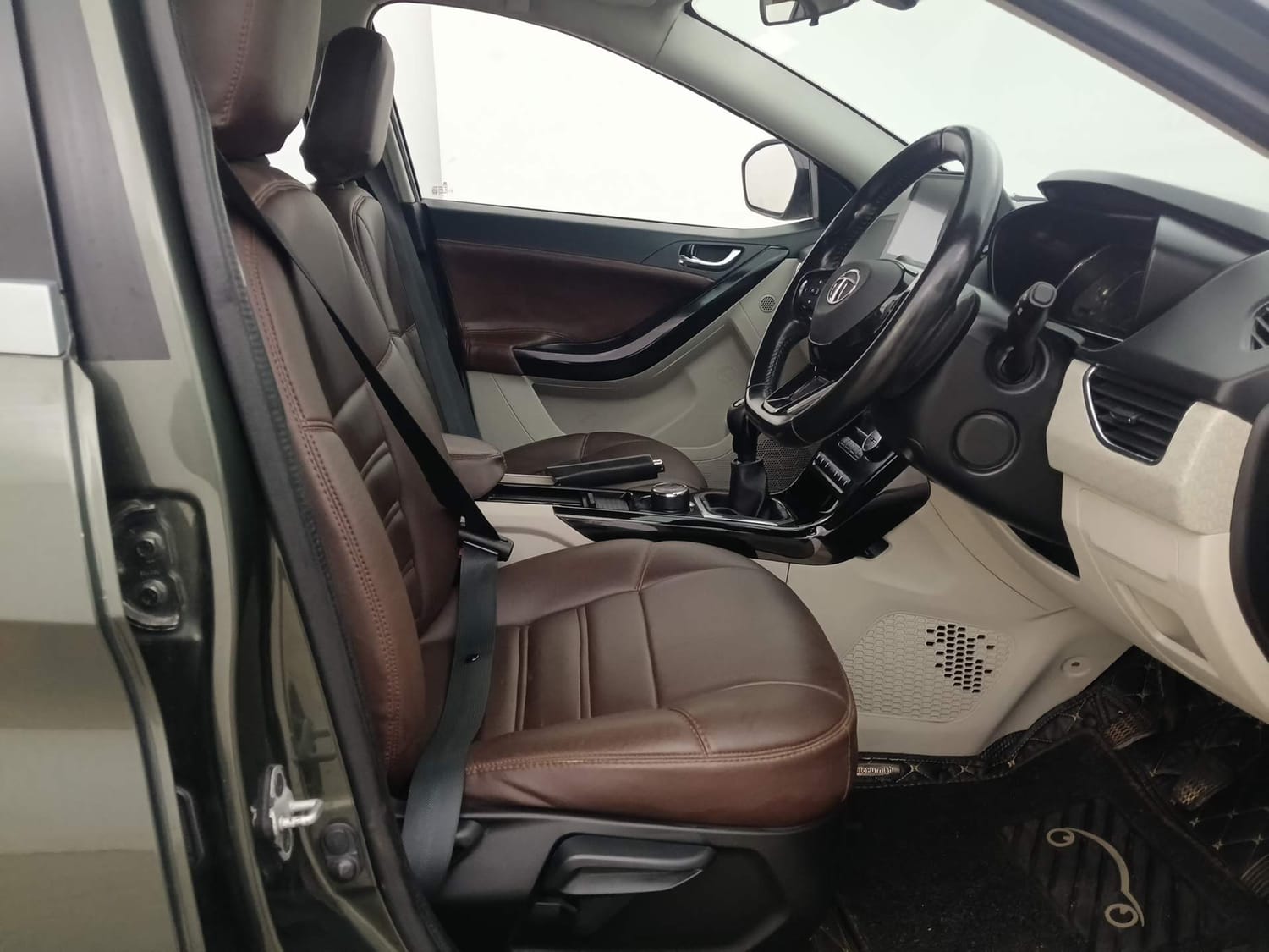 Used 2021 Tata Nexon XZ Plus (S) Dual Tone Petrol Manual interior RIGHT SIDE FRONT DOOR CABIN VIEW