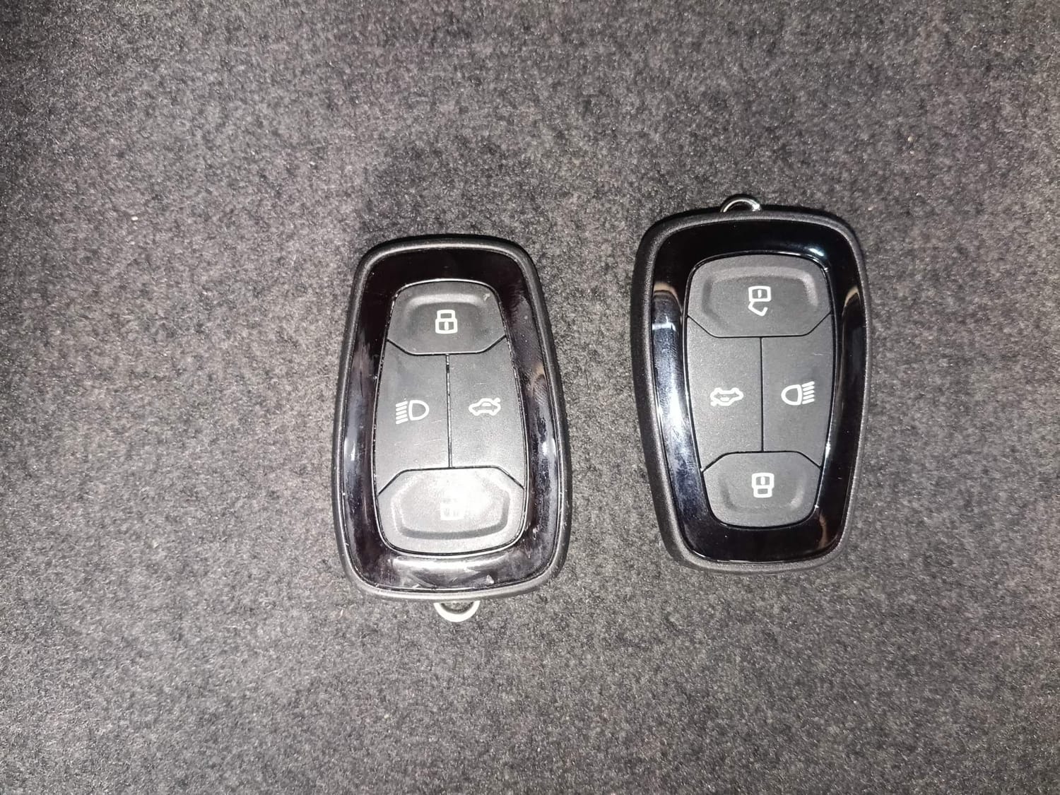 Used 2021 Tata Nexon XZ Plus (S) Dual Tone Petrol Manual extra CAR KEY VIEW
