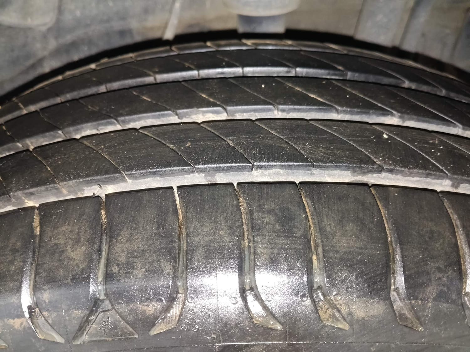 Used 2021 Tata Nexon XZ Plus (S) Dual Tone Petrol Manual tyres LEFT REAR TYRE TREAD VIEW