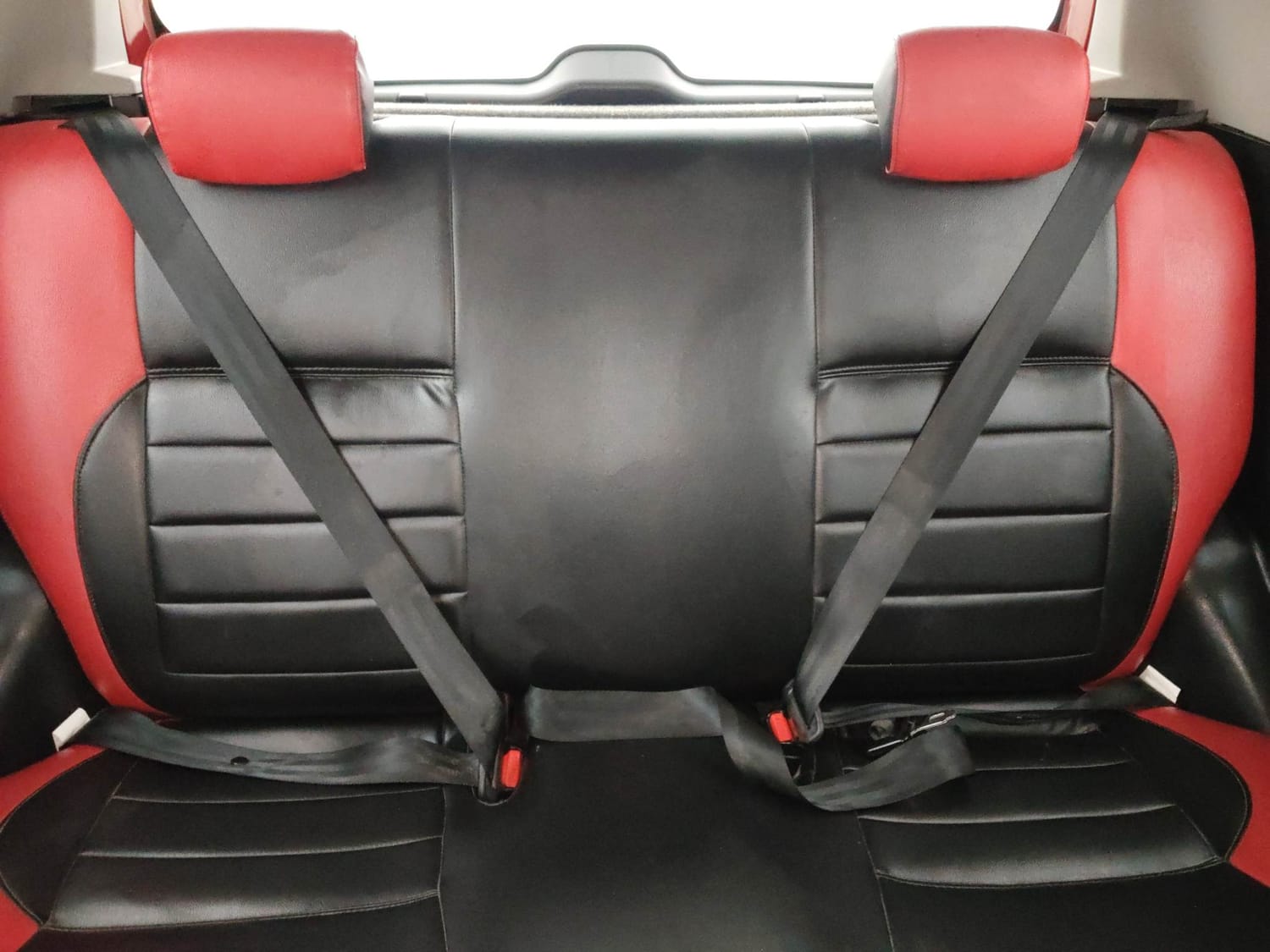 Used 2014 Maruti Suzuki Swift VXi Petrol Manual interior REAR SEAT CONDITION VIEW