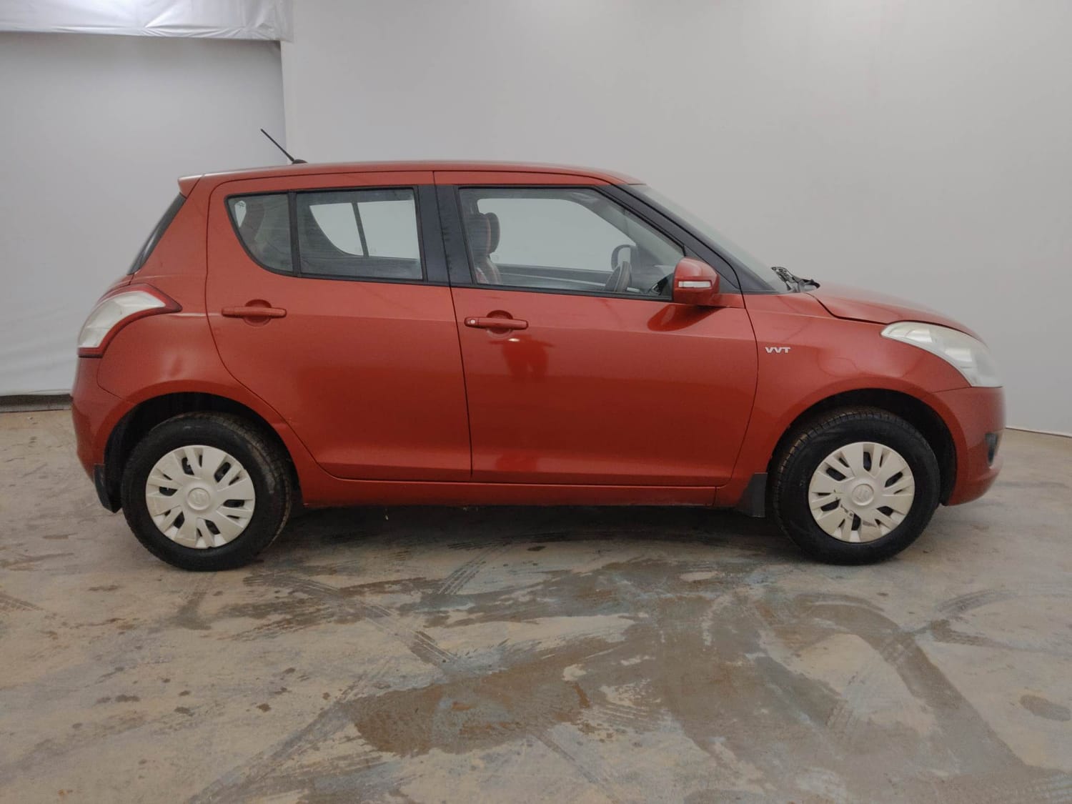 Used 2014 Maruti Suzuki Swift VXi Petrol Manual exterior RIGHT SIDE VIEW