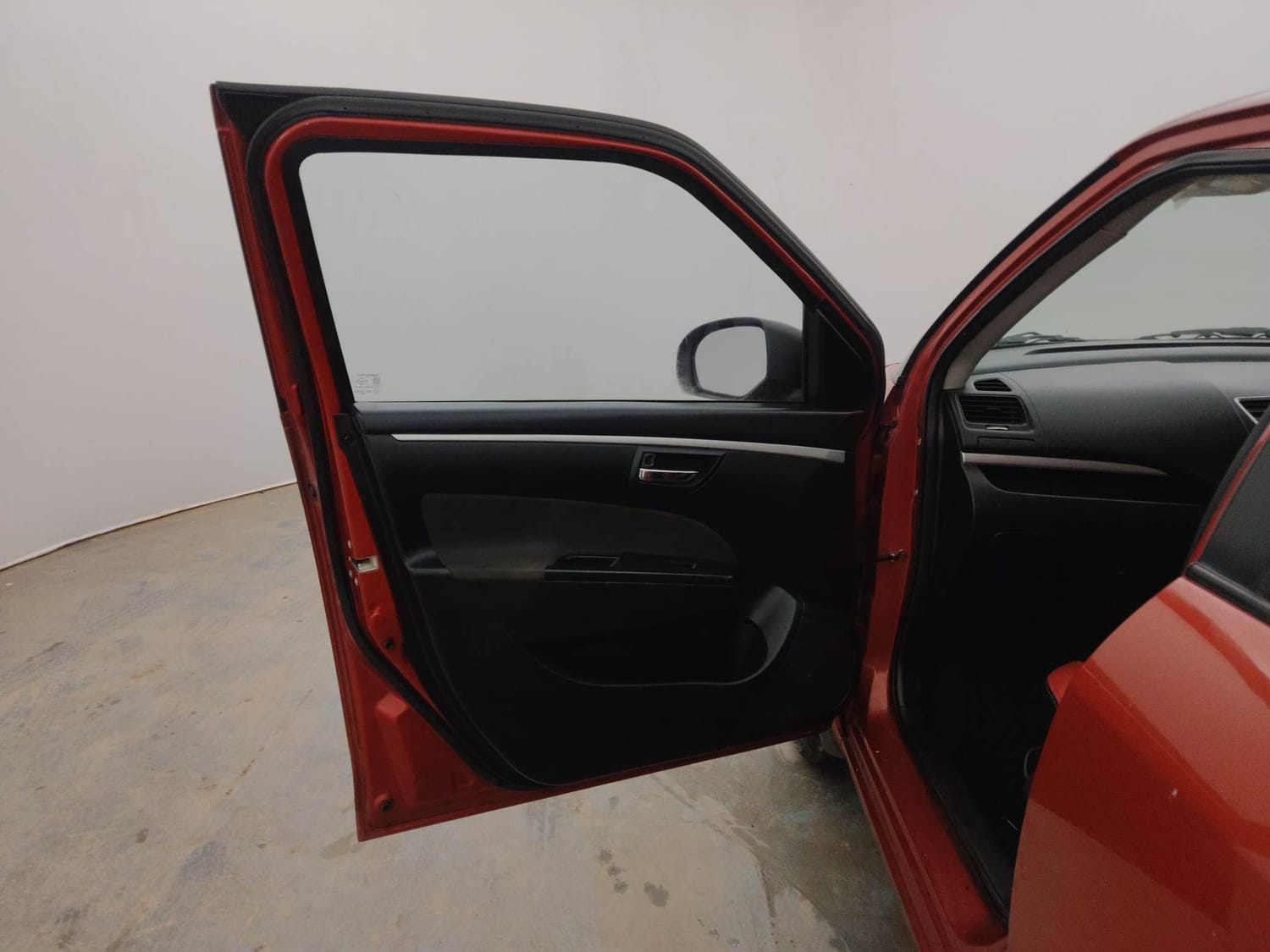 Used 2014 Maruti Suzuki Swift VXi Petrol Manual interior LEFT FRONT DOOR OPEN VIEW