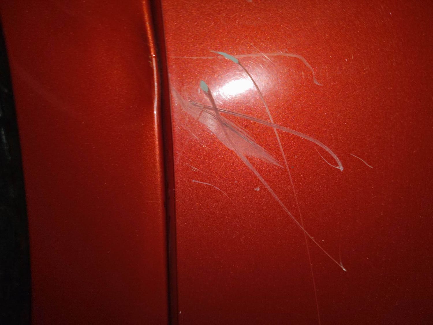Used 2014 Maruti Suzuki Swift VXi Petrol Manual dents MINOR DENT