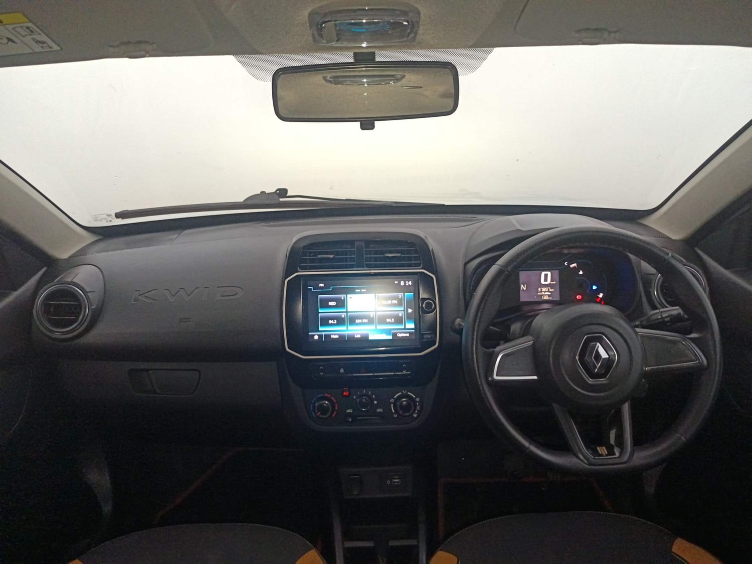 Used 2022 Renault Kwid CLIMBER AMT Petrol Automatic interior DASHBOARD VIEW