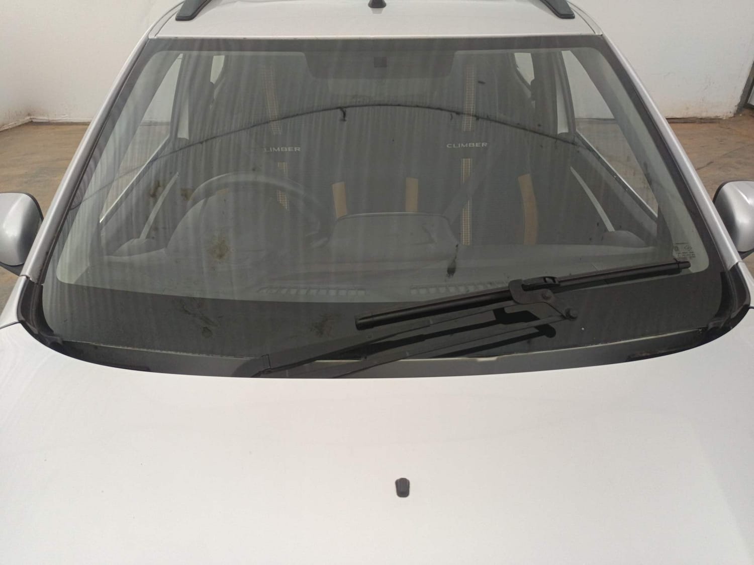 Used 2022 Renault Kwid CLIMBER AMT Petrol Automatic exterior FRONT WINDSHIELD VIEW