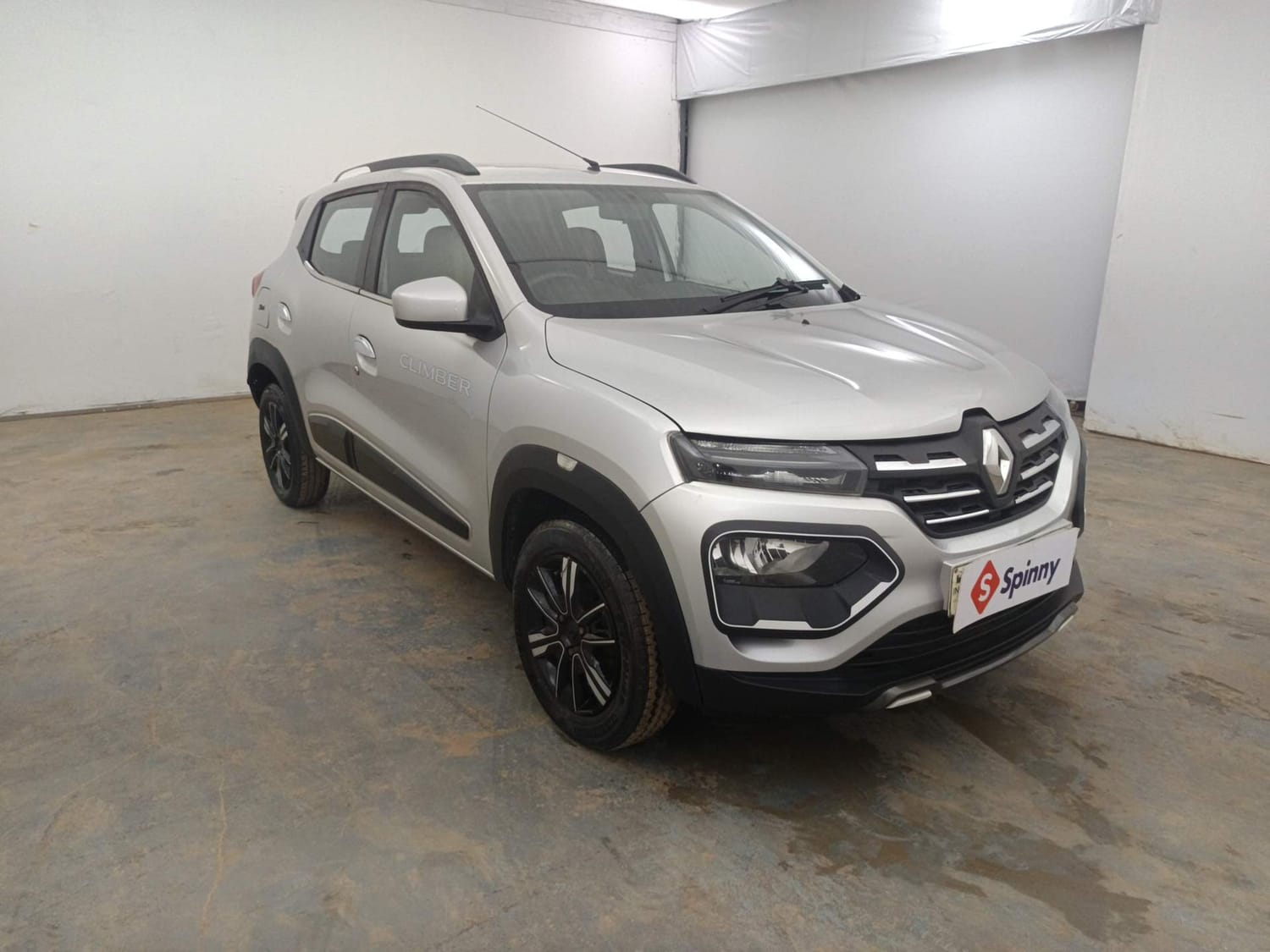 Used 2022 Renault Kwid CLIMBER AMT Petrol Automatic exterior RIGHT FRONT CORNER VIEW