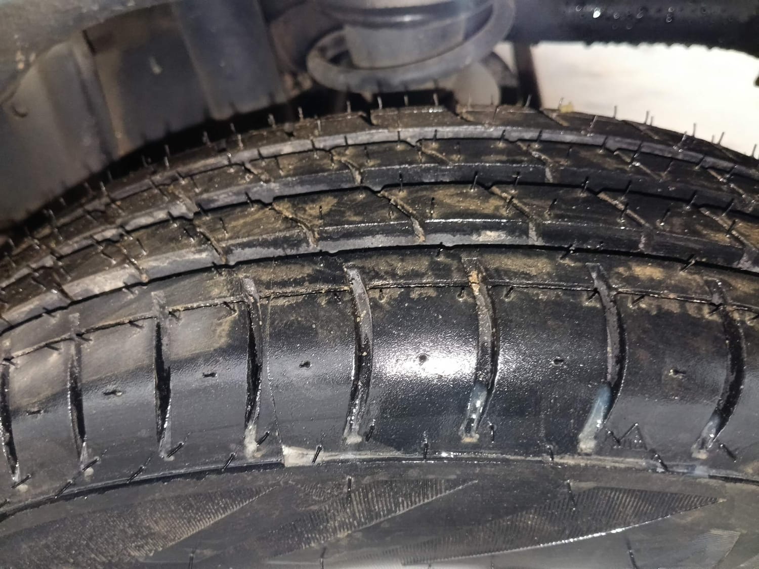 Used 2018 Maruti Suzuki Alto 800 LXi Petrol Manual tyres LEFT REAR TYRE TREAD VIEW