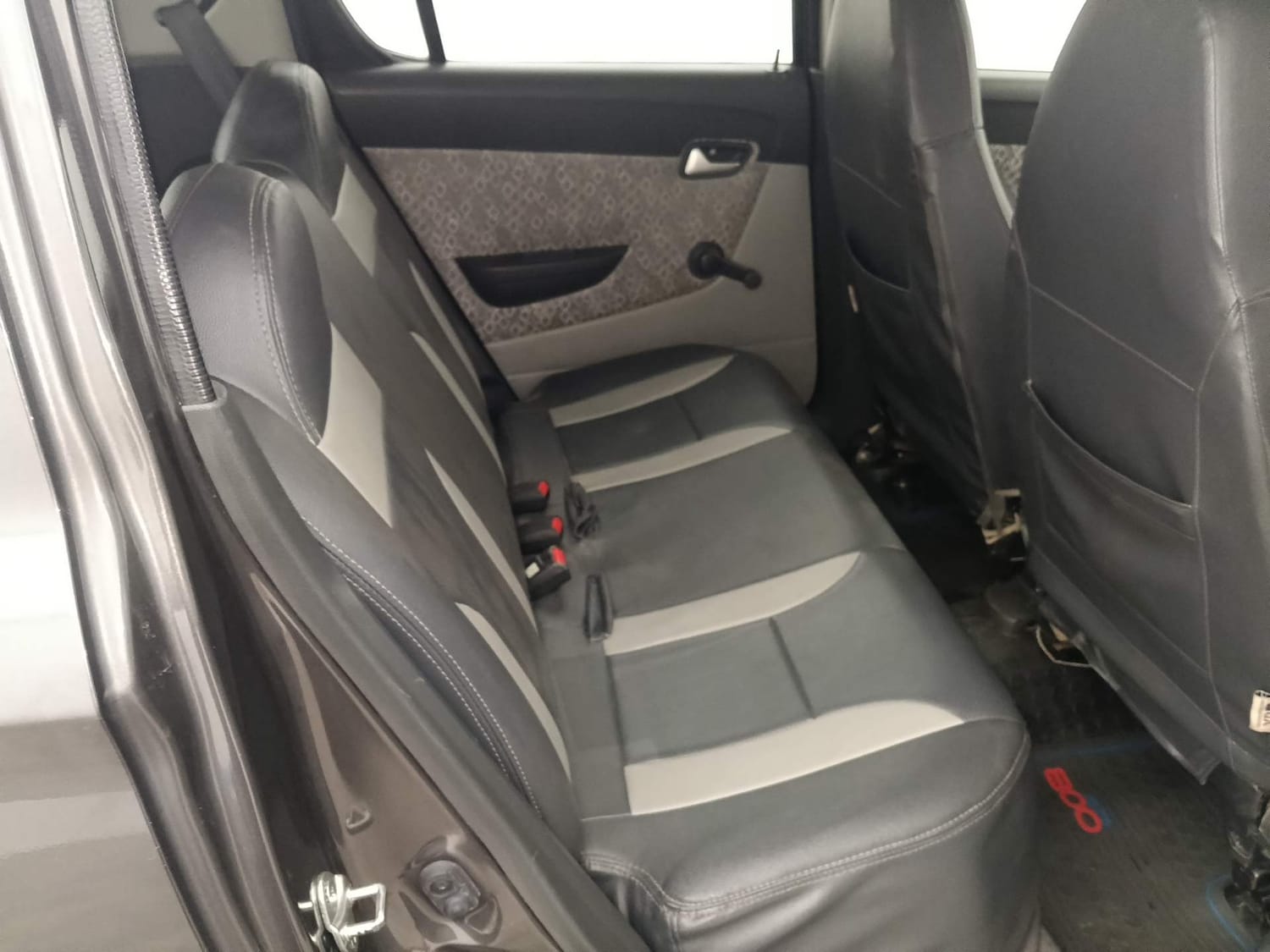 Used 2018 Maruti Suzuki Alto 800 LXi Petrol Manual interior RIGHT SIDE REAR DOOR CABIN VIEW