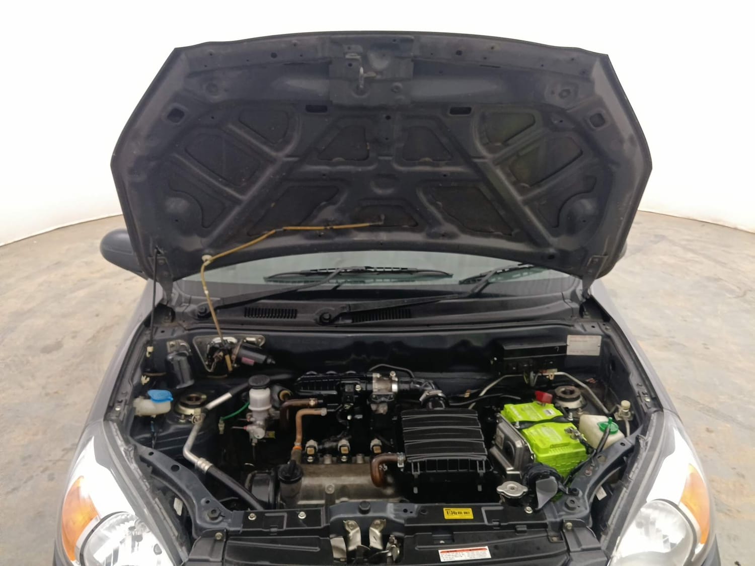 Used 2018 Maruti Suzuki Alto 800 LXi Petrol Manual engine ENGINE & BONNET OPEN FRONT VIEW
