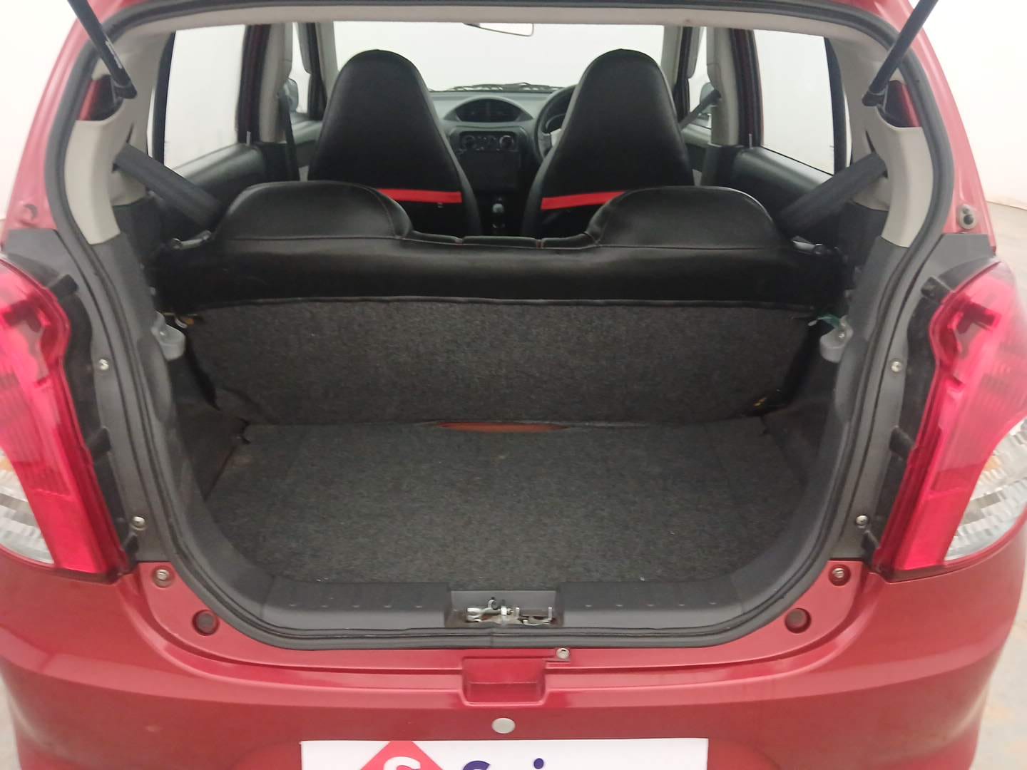 Used 2019 Maruti Suzuki Alto 800 LXi Petrol Manual interior DICKY INSIDE VIEW