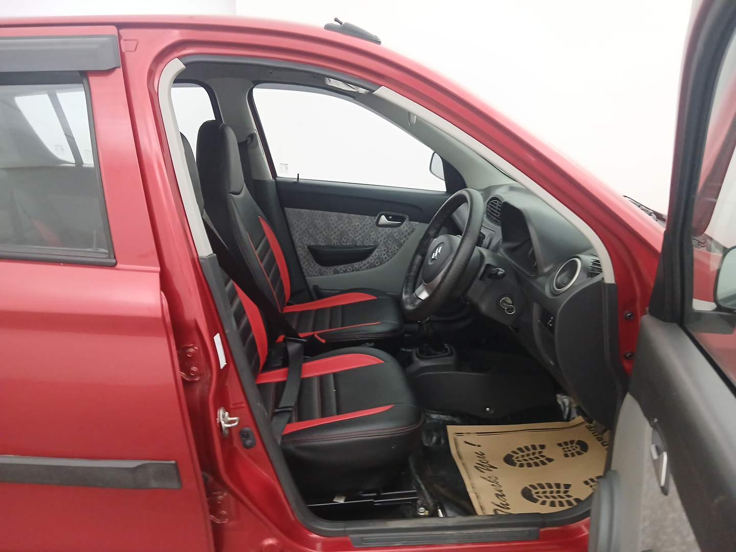 Used 2019 Maruti Suzuki Alto 800 LXi Petrol Manual interior RIGHT SIDE FRONT DOOR CABIN VIEW