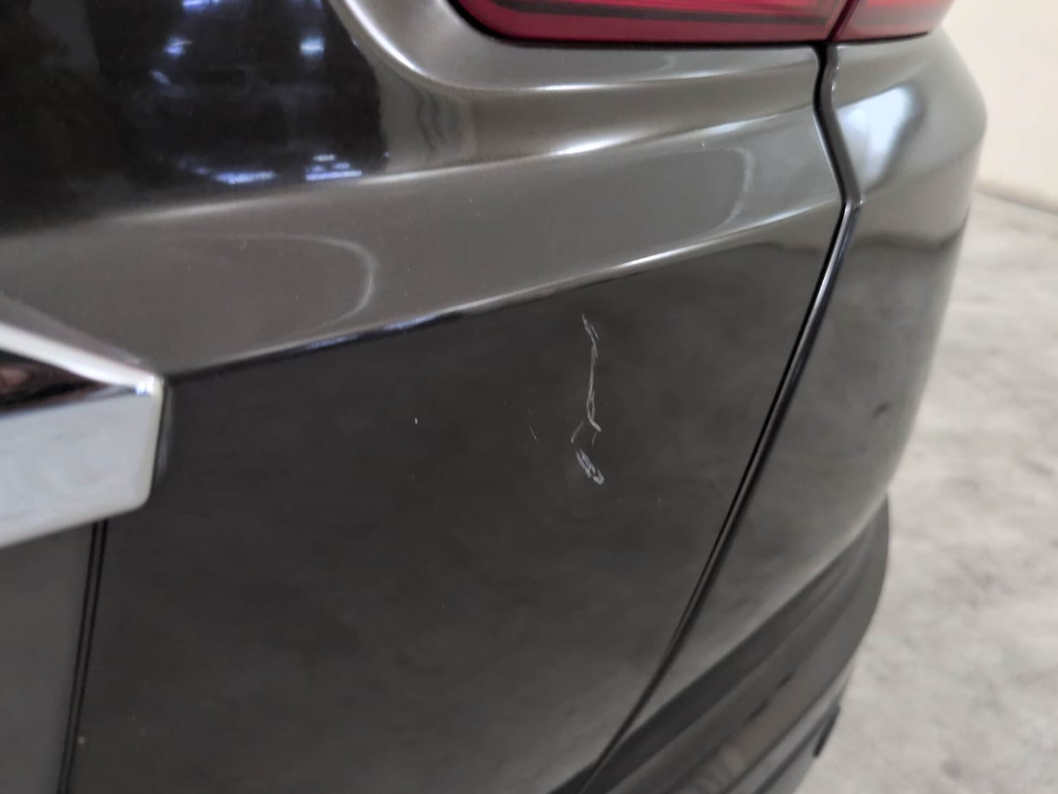 Used 2020 Honda WR-V SV MT Petrol Petrol Manual dents MINOR DENT