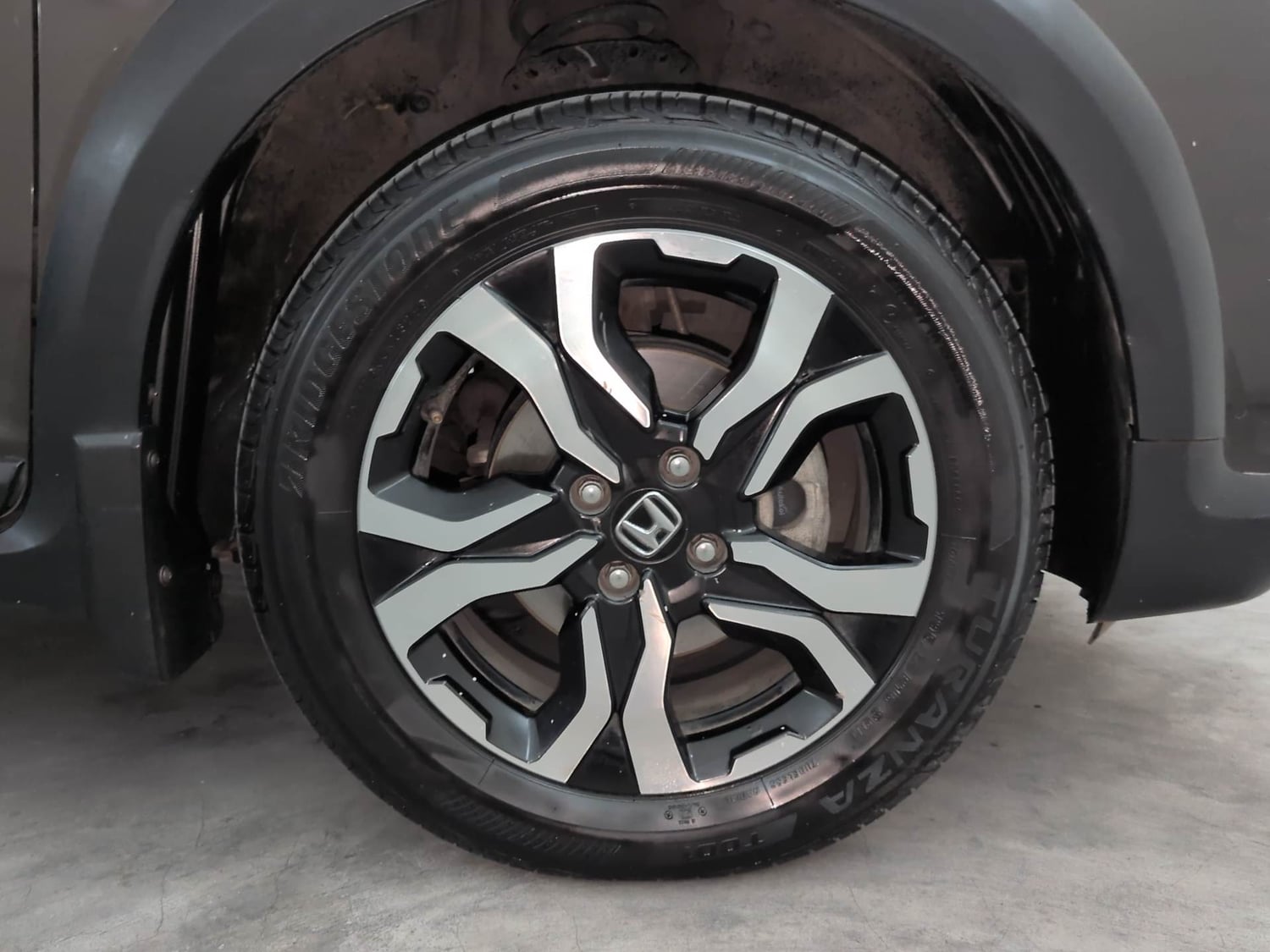 Used 2020 Honda WR-V SV MT Petrol Petrol Manual tyres RIGHT FRONT TYRE RIM VIEW