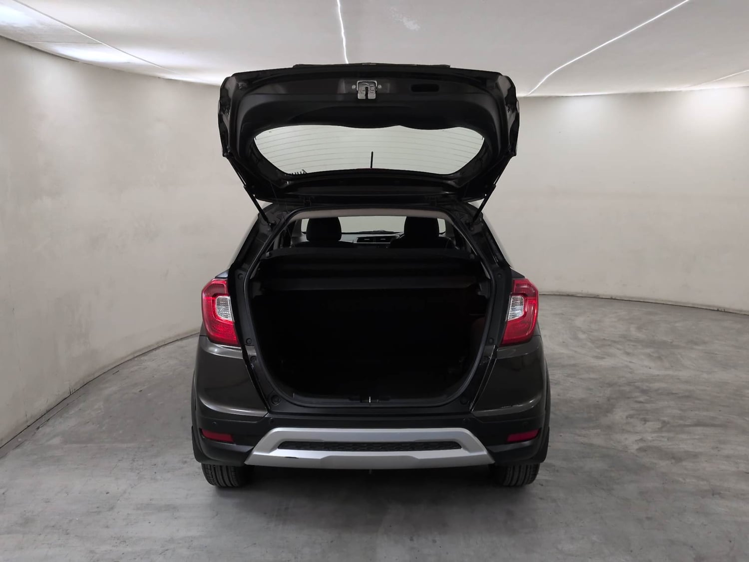 Used 2020 Honda WR-V SV MT Petrol Petrol Manual interior DICKY DOOR OPEN VIEW