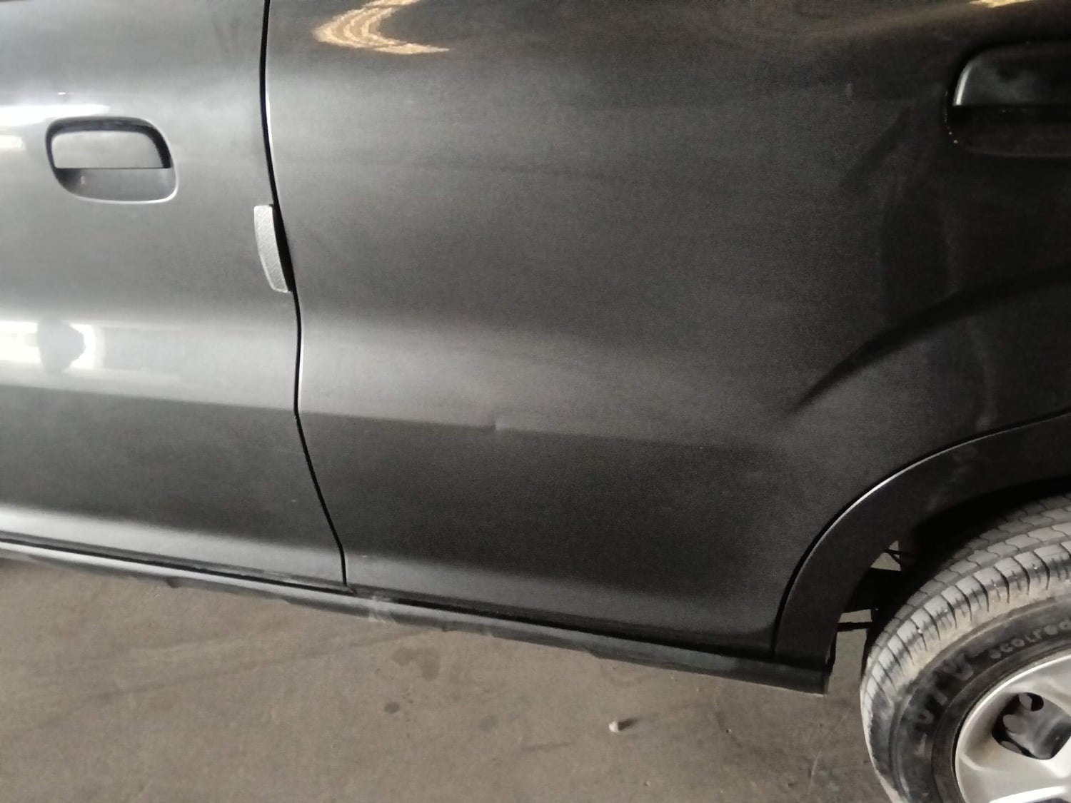 Used 2023 Maruti Suzuki S-Presso VXi (O) AMT Petrol Automatic dents MINOR DENT